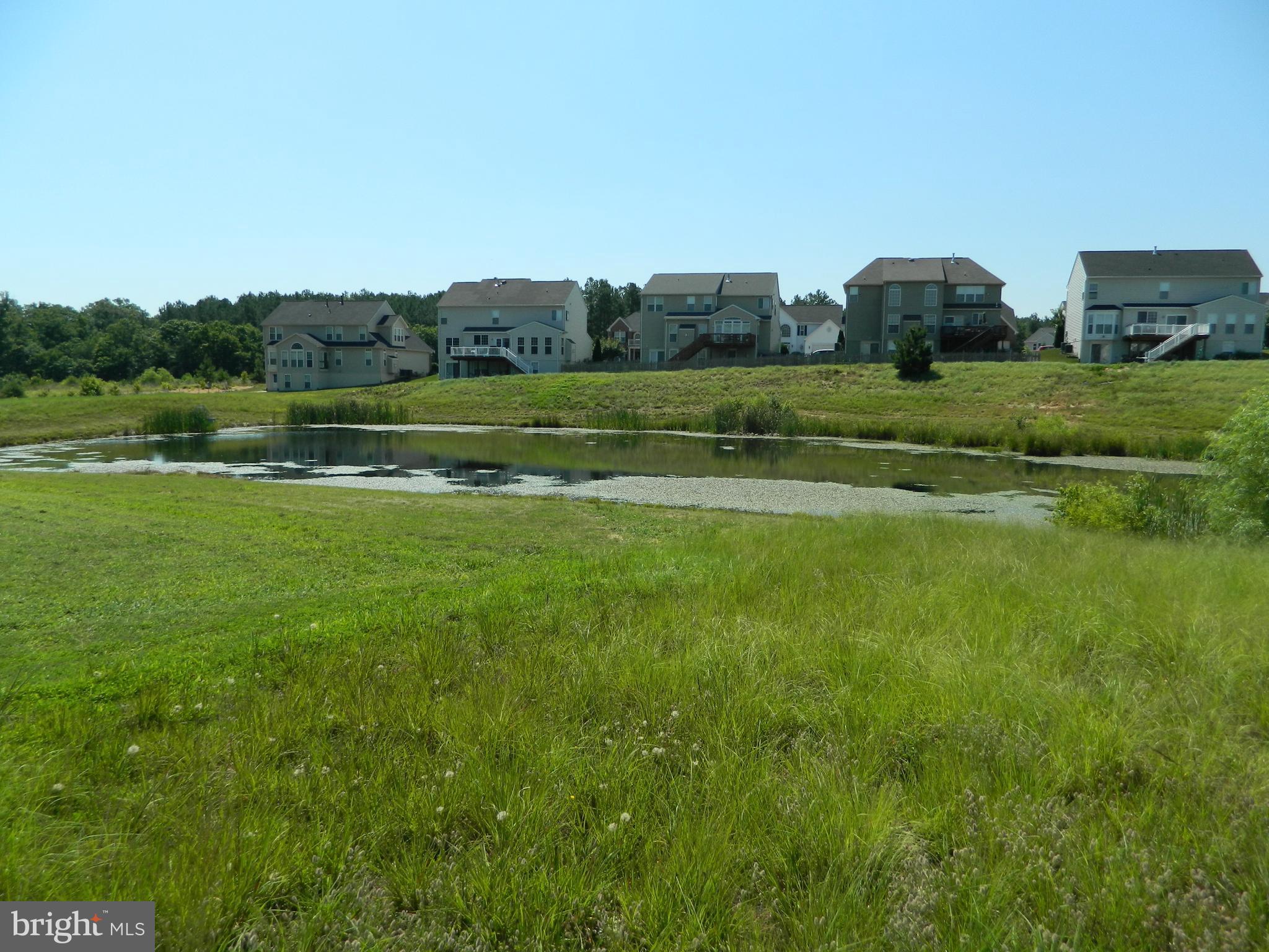 LEE'S PARKE - Residential Lease