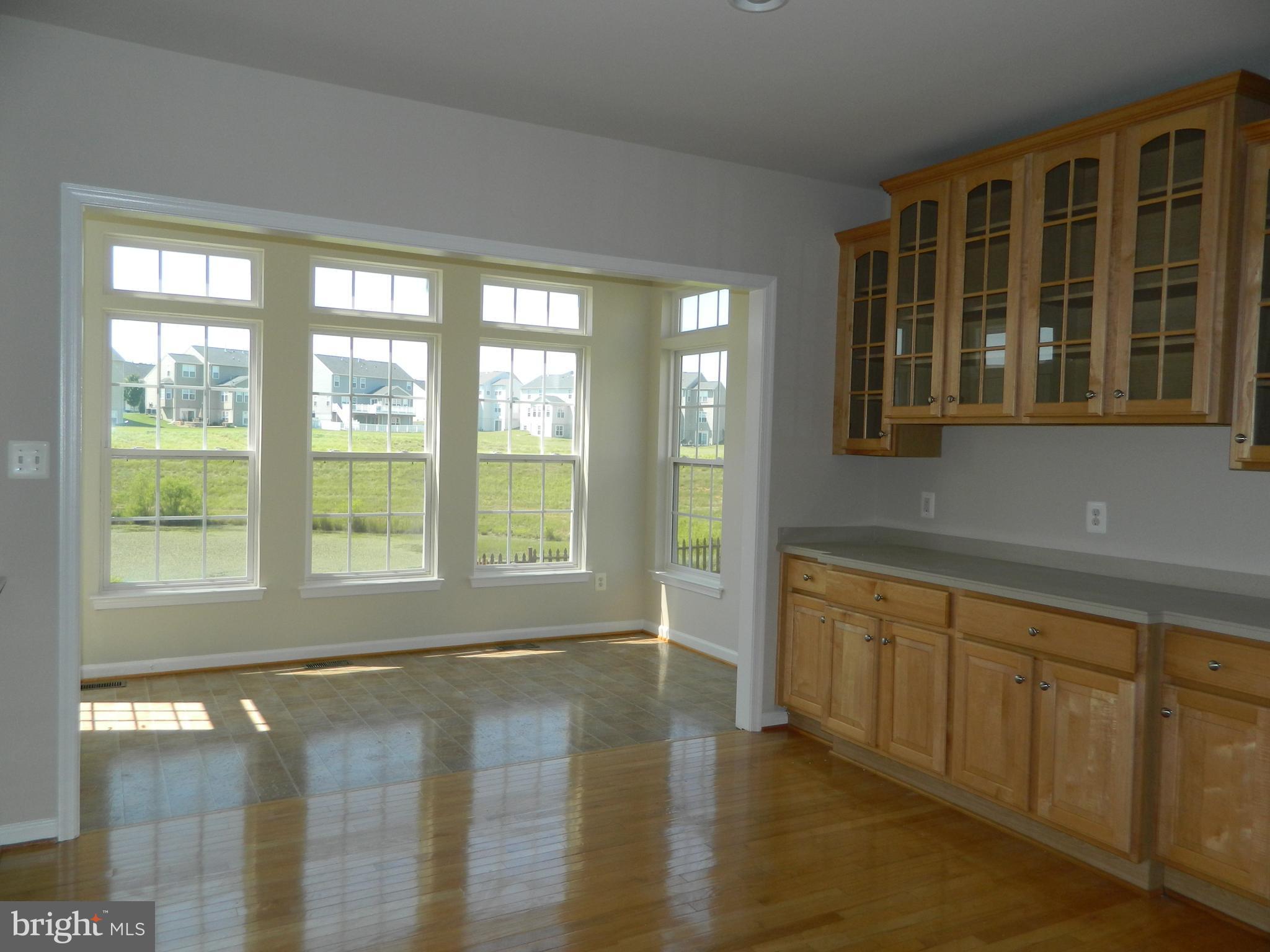 LEE'S PARKE - Residential Lease