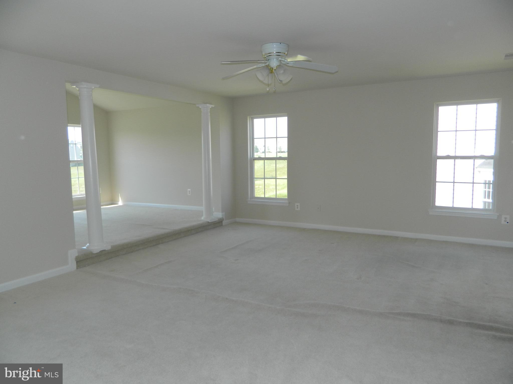 LEE'S PARKE - Residential Lease