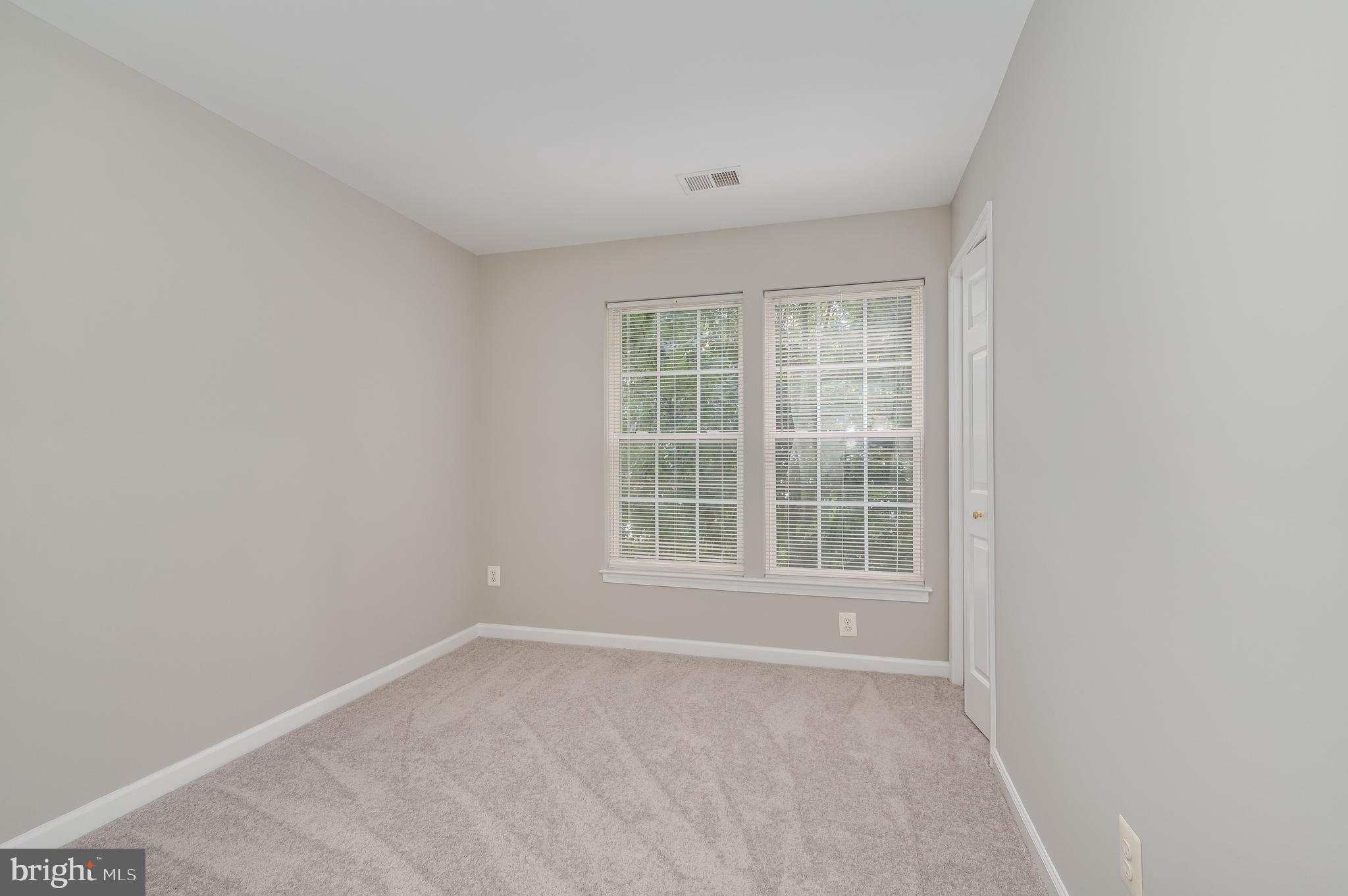 LAKELAND PLACE - Residential