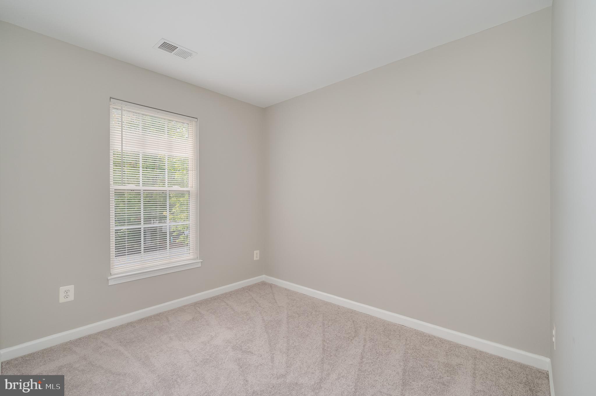 LAKELAND PLACE - Residential