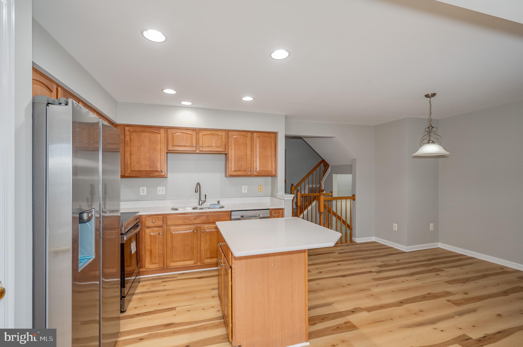 LAKELAND PLACE - Residential