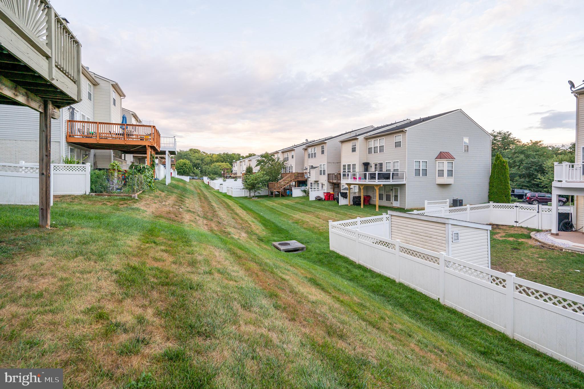 LAKELAND PLACE - Residential