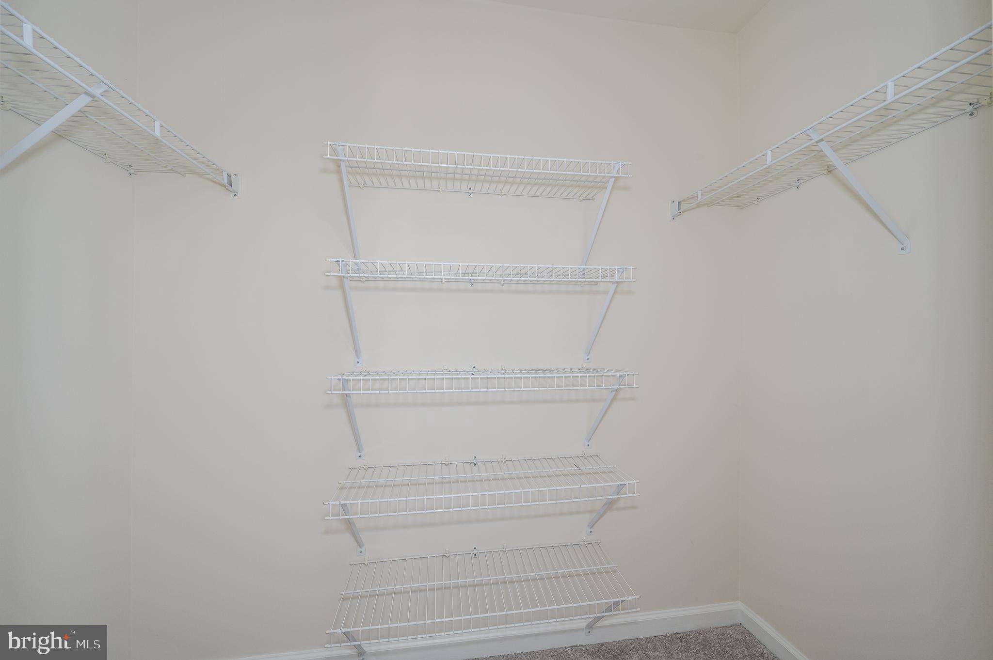 LAKELAND PLACE - Residential