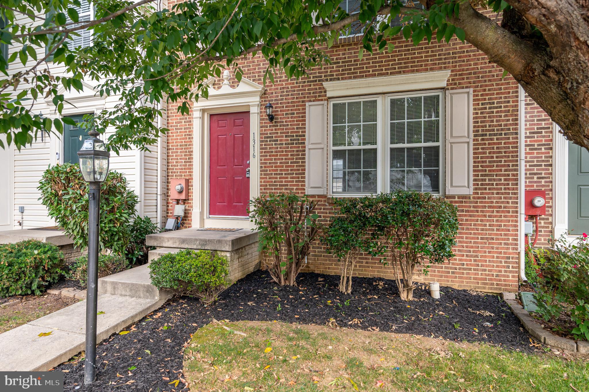 LAKELAND PLACE - Residential