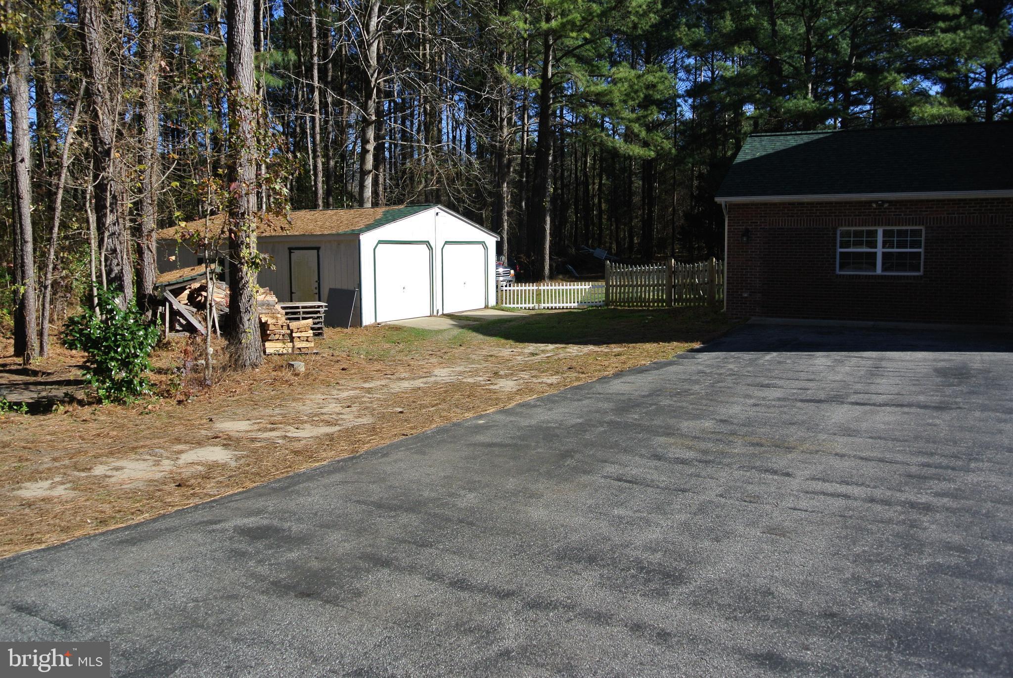 INDIAN CREEK ESTATES - Residential