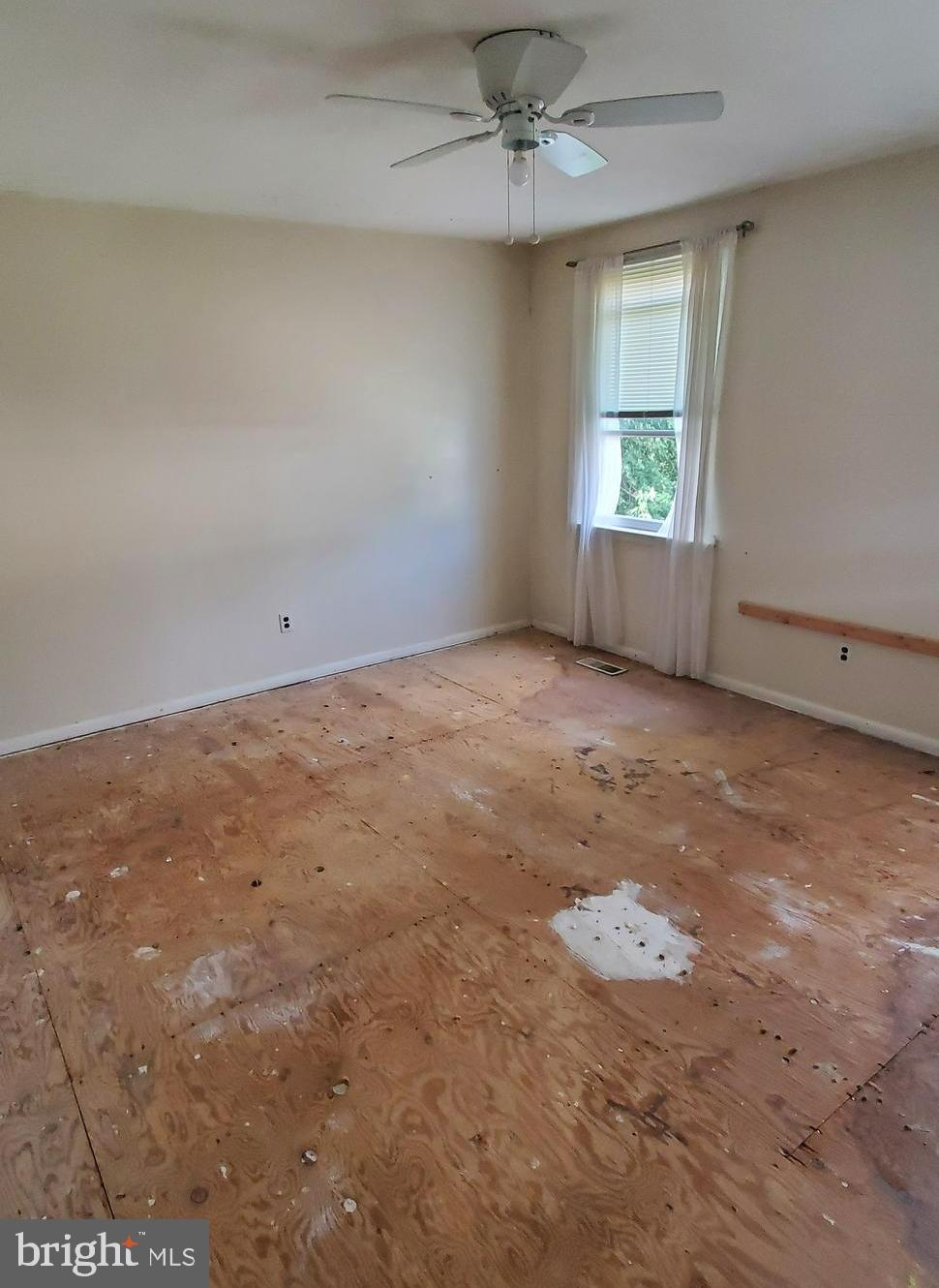 NESHAMINY VALLEY - Residential