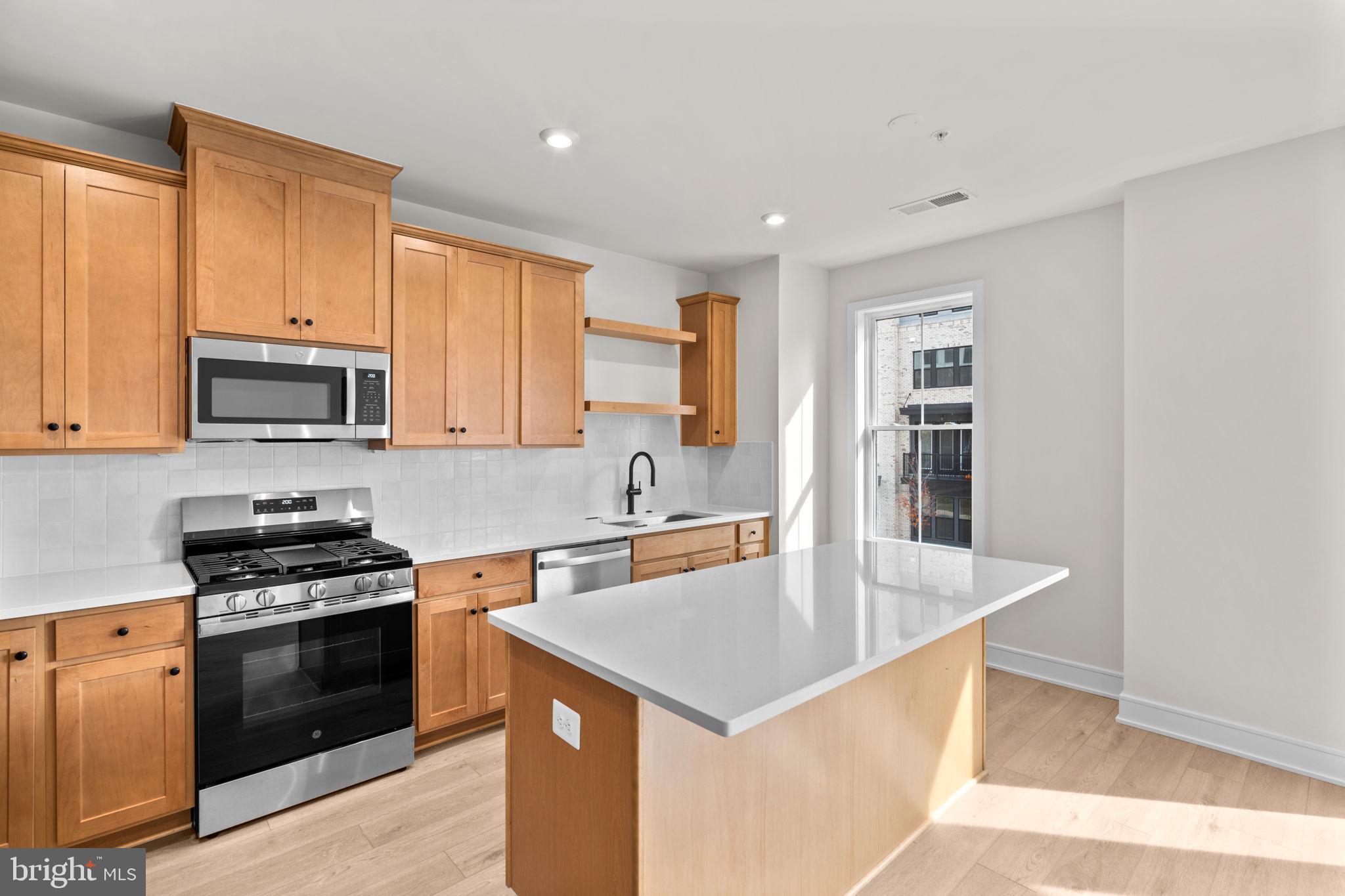 DEMOTT & SILVER - Residential