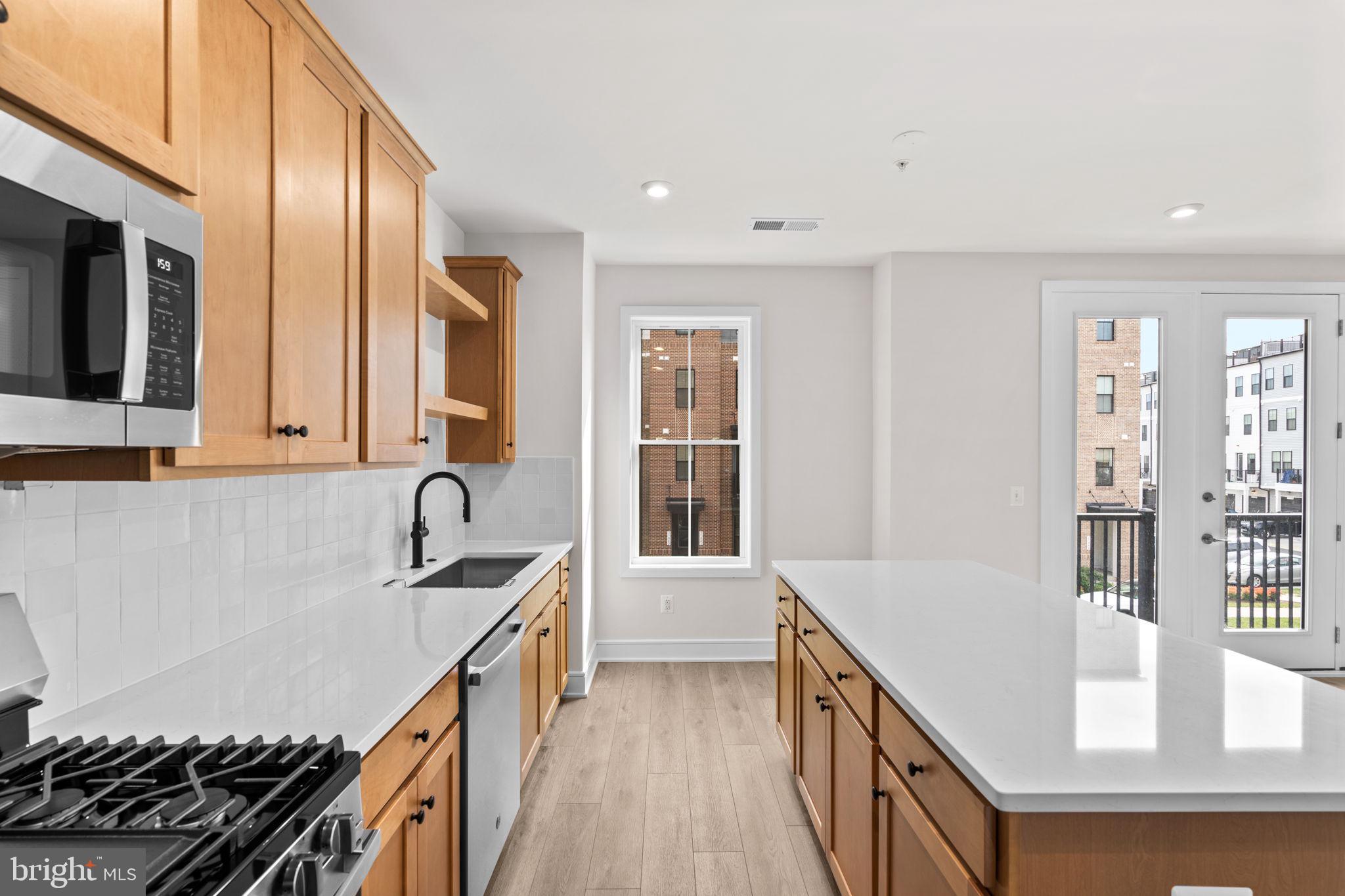 DEMOTT & SILVER - Residential