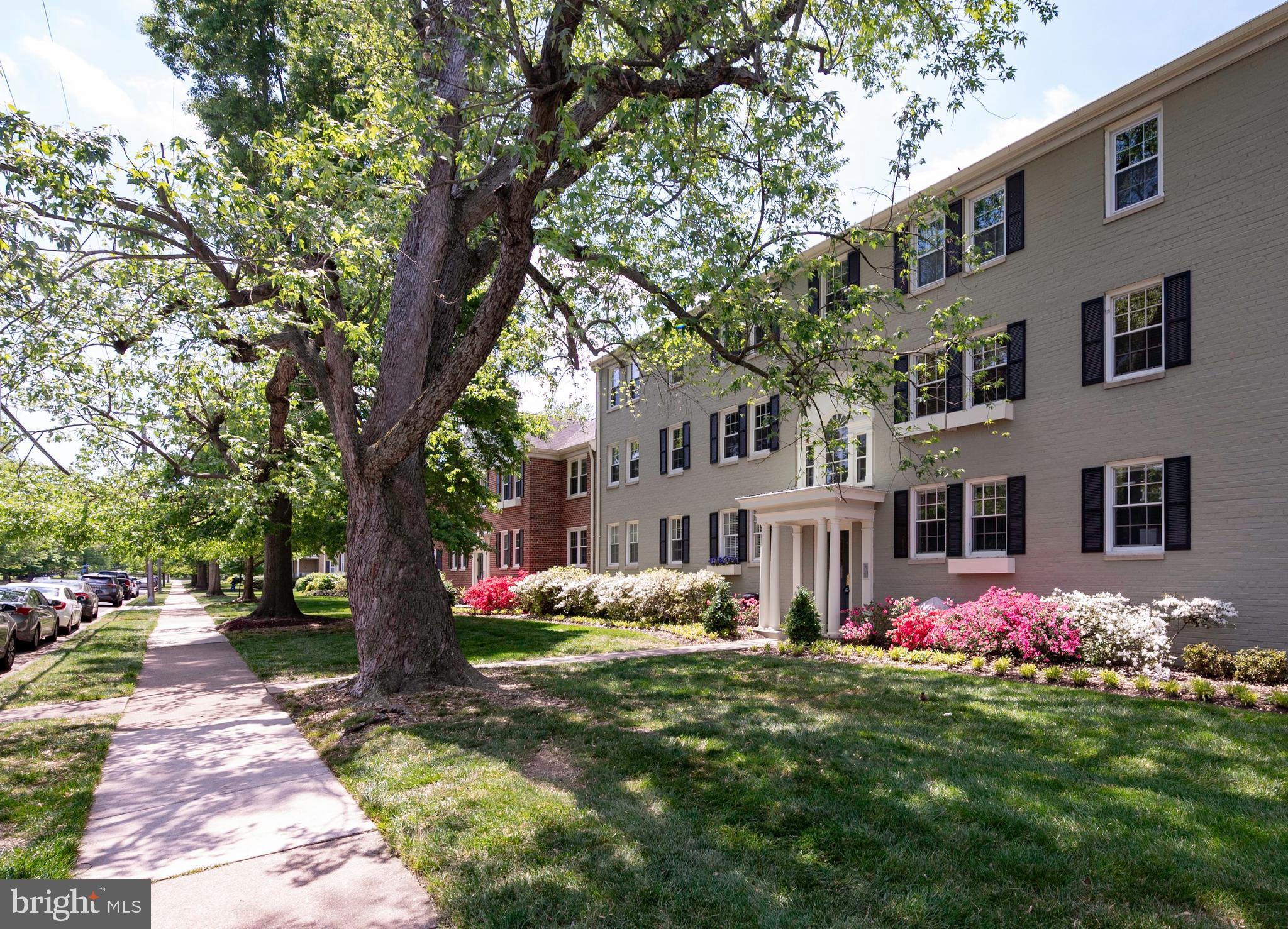 BELLE VIEW CONDOMINIUMS - Residential