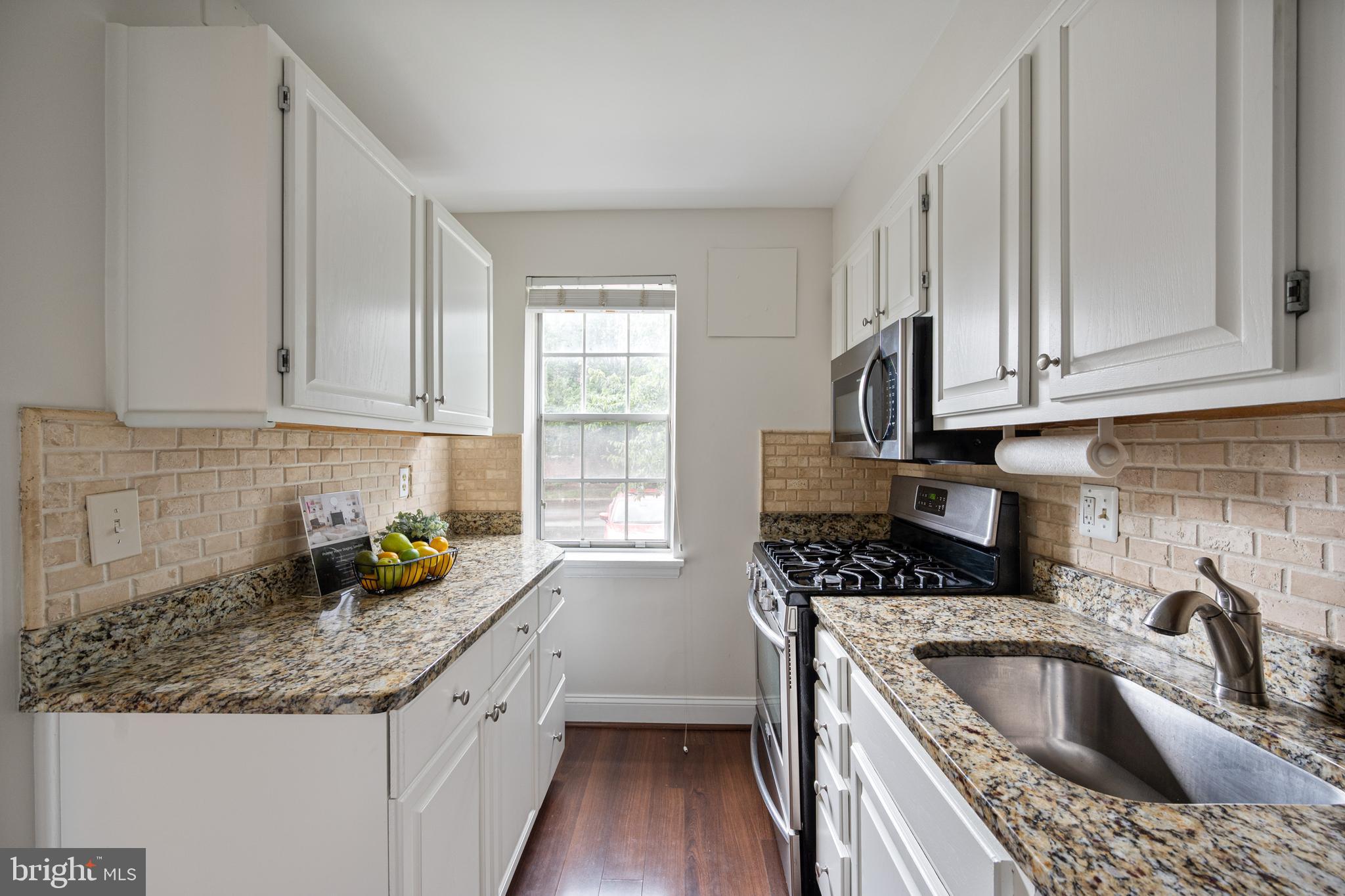 BELLE VIEW CONDOMINIUMS - Residential