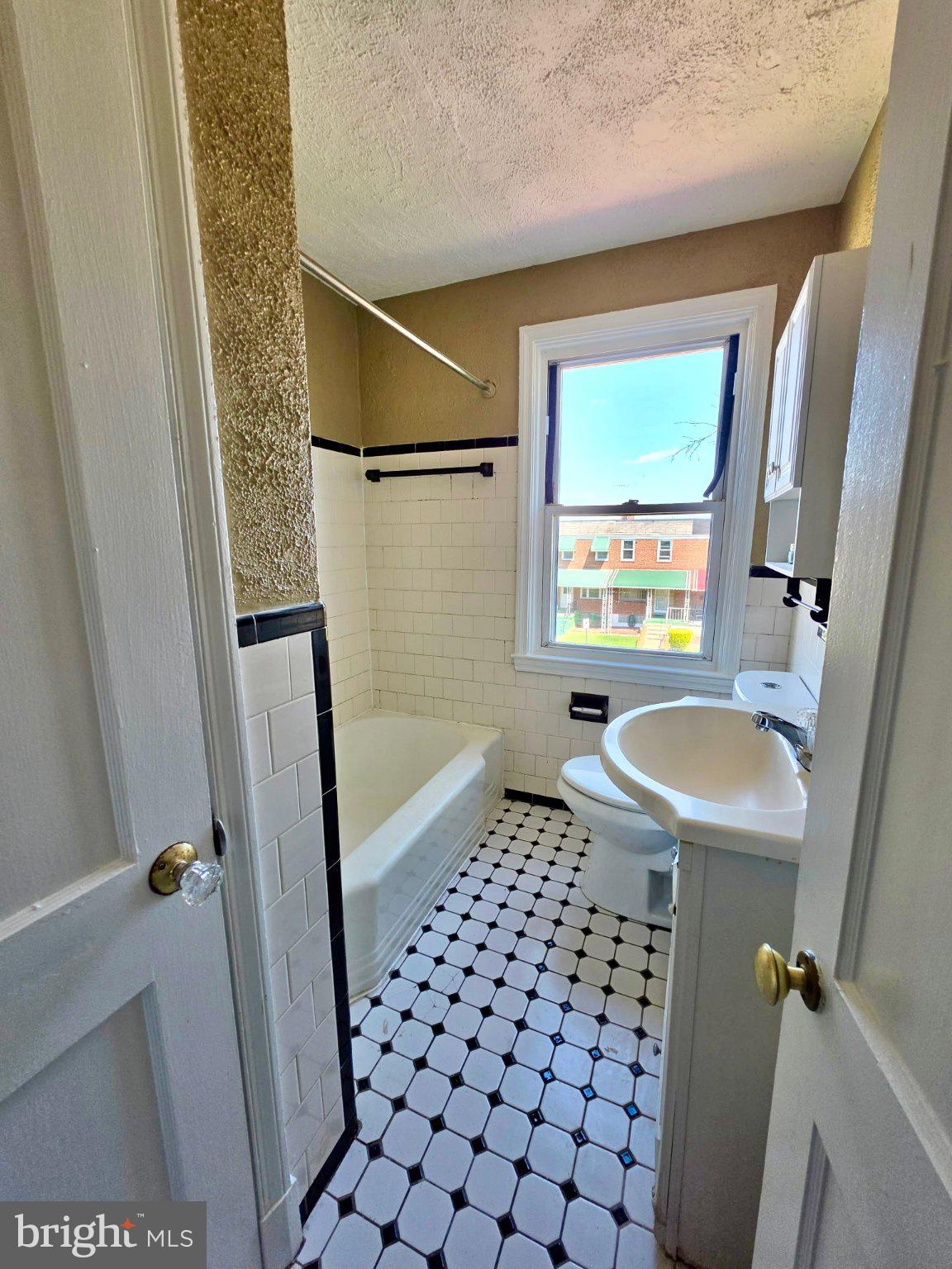 BELAIR-EDISON - Residential