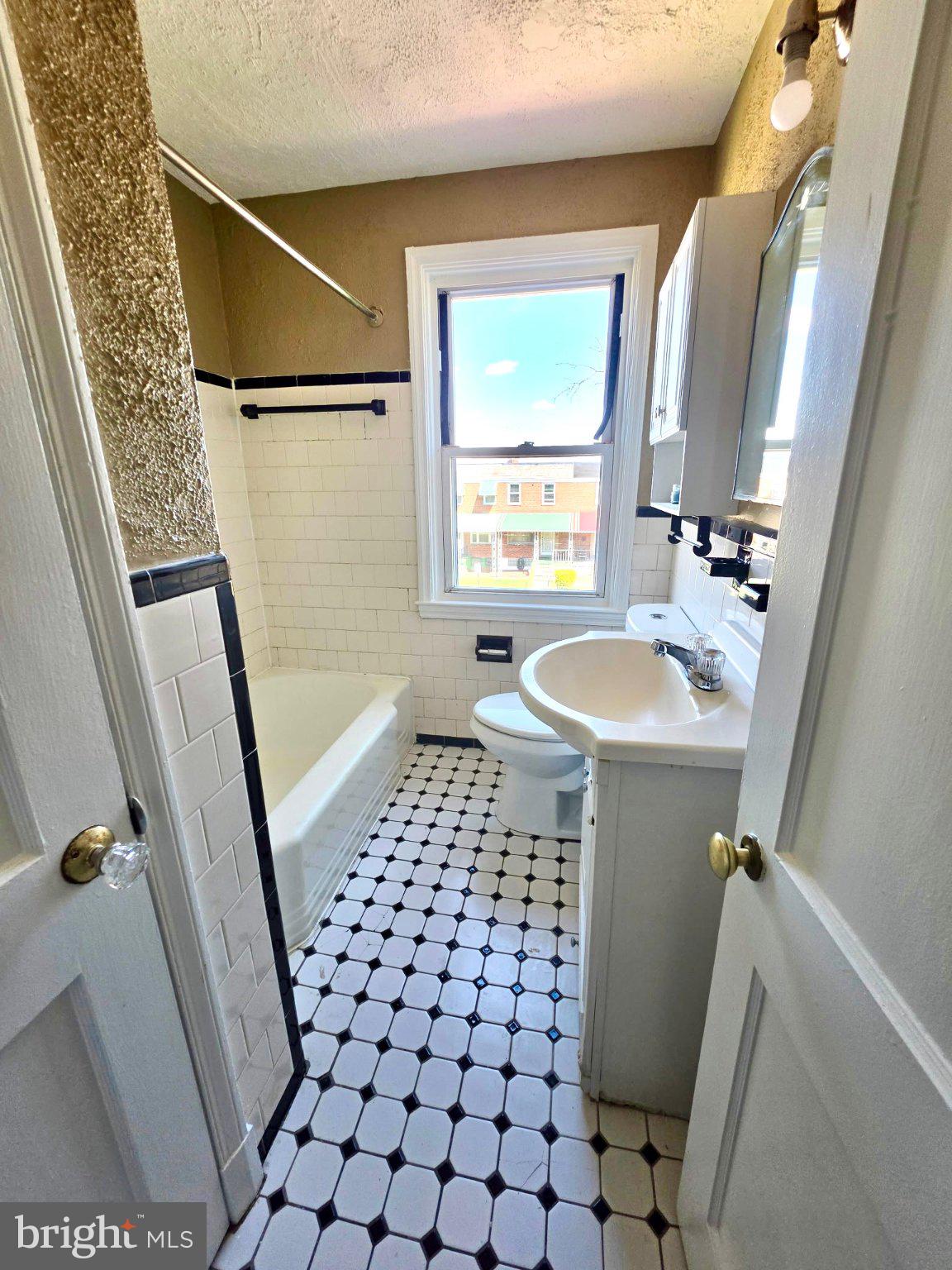 BELAIR-EDISON - Residential