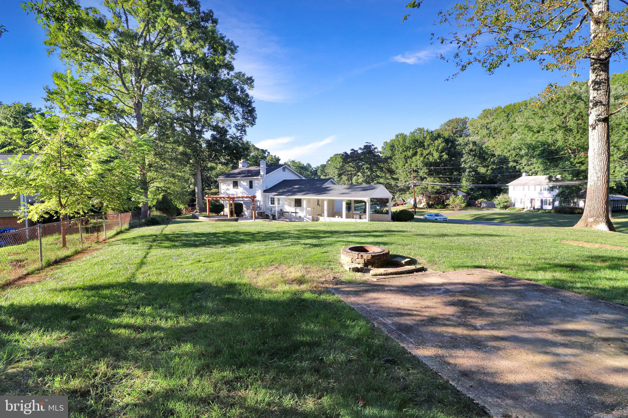 VALEWOOD MANOR - Residential Lease