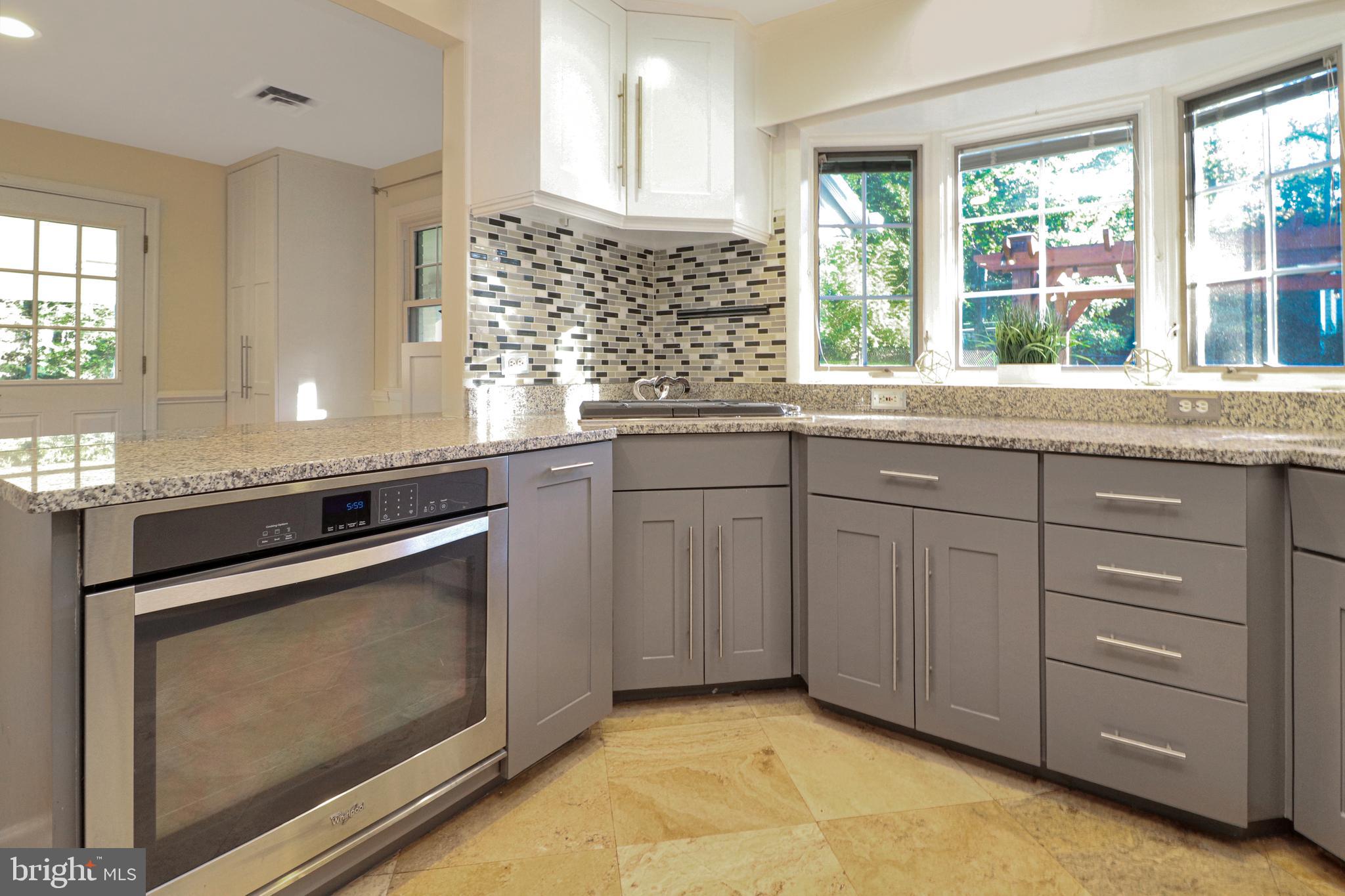 VALEWOOD MANOR - Residential Lease