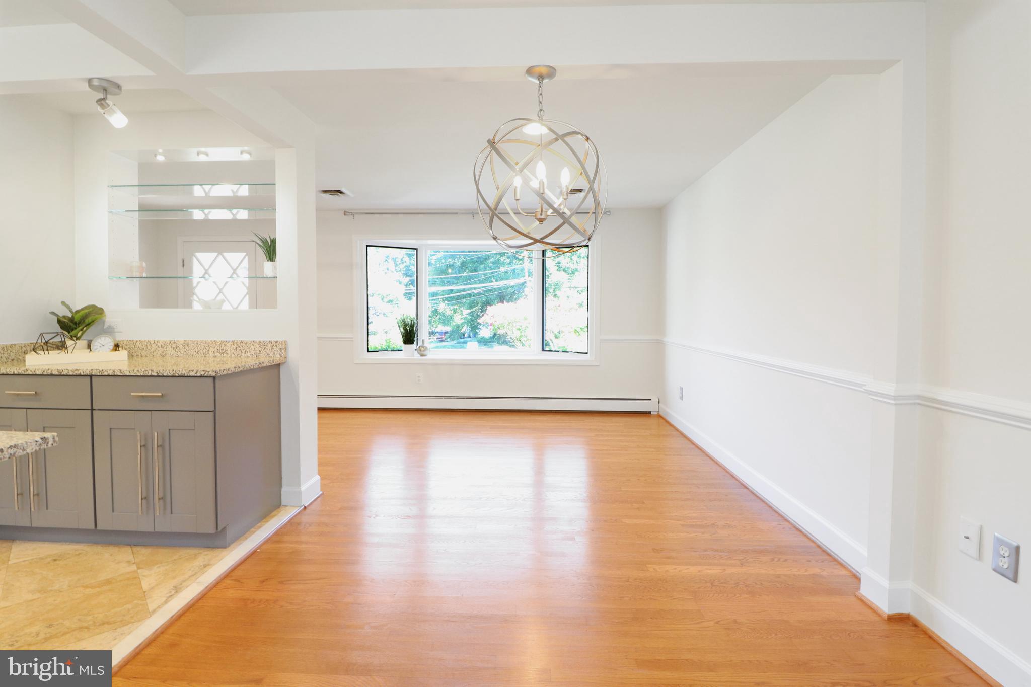 VALEWOOD MANOR - Residential Lease