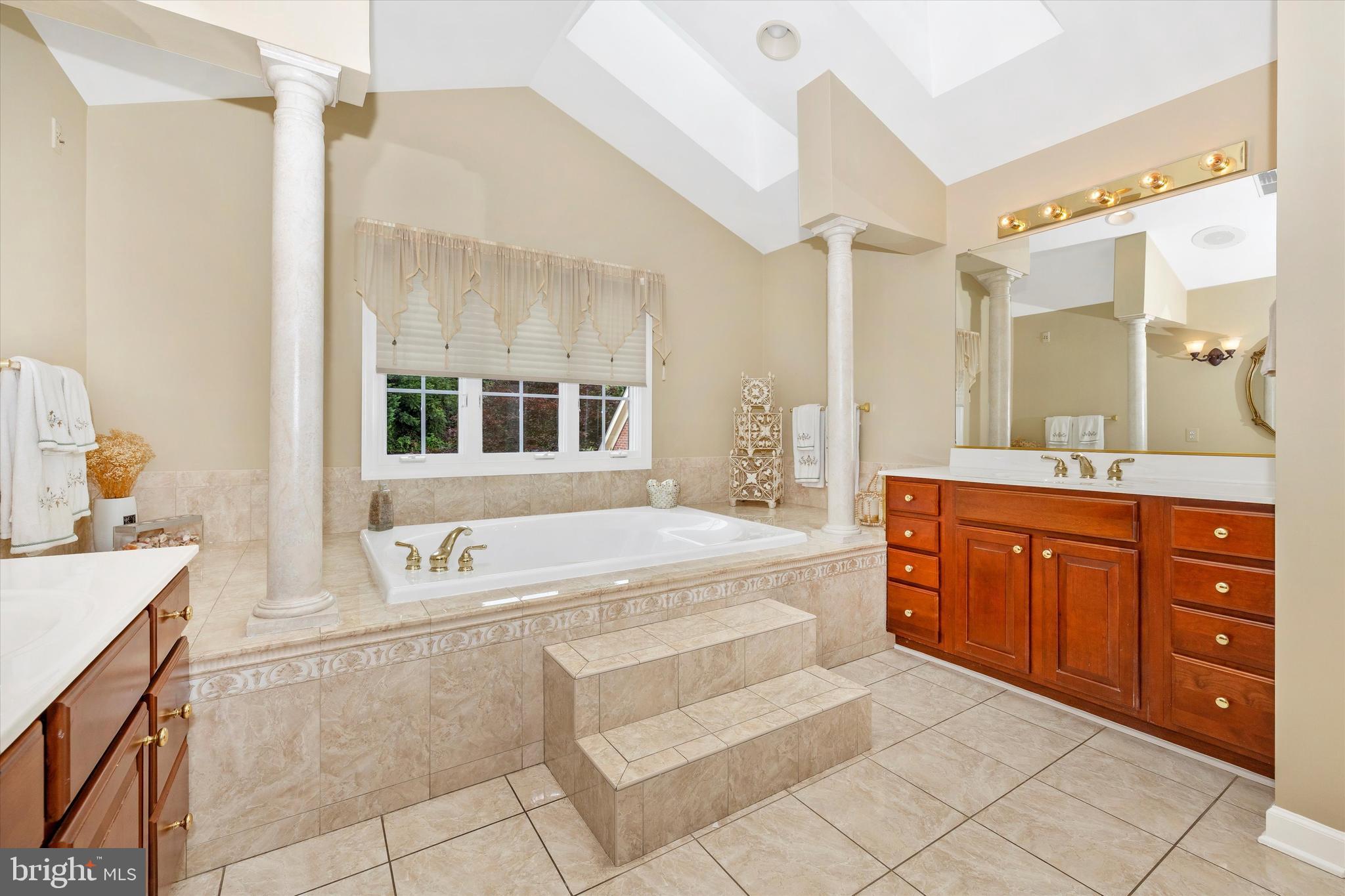 SENECA SPRINGS - Residential