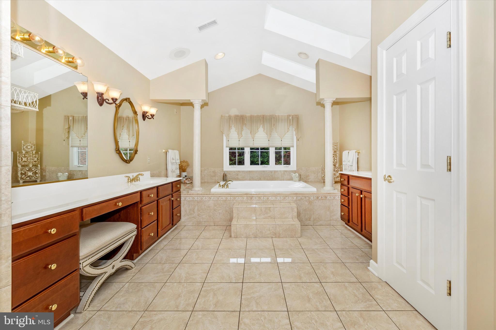 SENECA SPRINGS - Residential