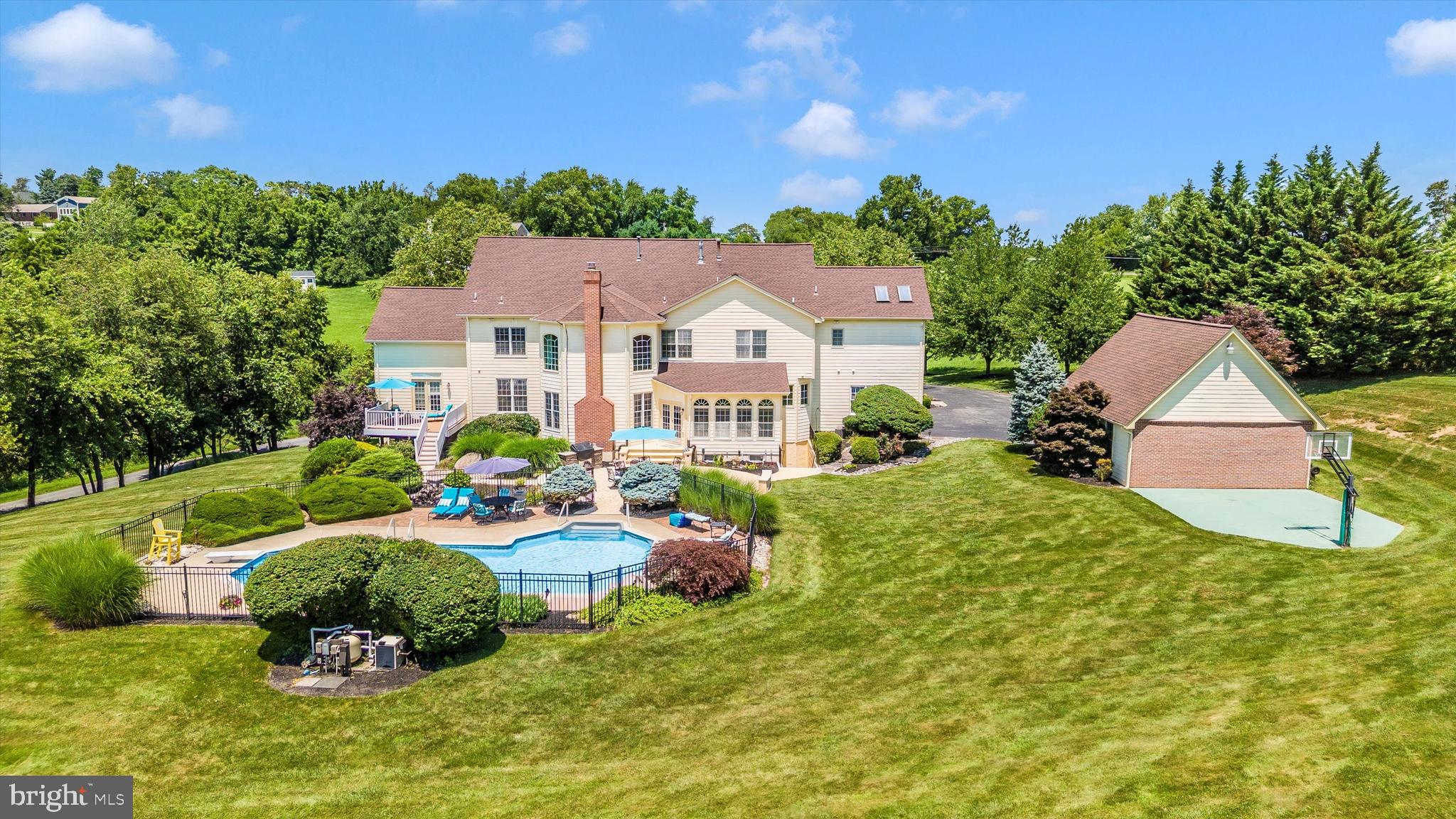 SENECA SPRINGS - Residential