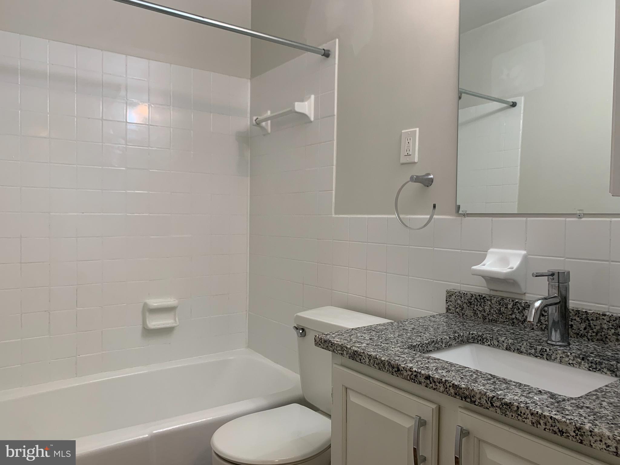 PARKSIDE CONDOMINIUMS - Residential Lease