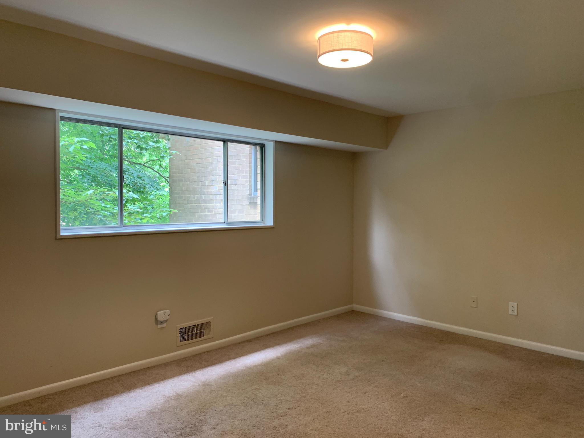 PARKSIDE CONDOMINIUMS - Residential Lease