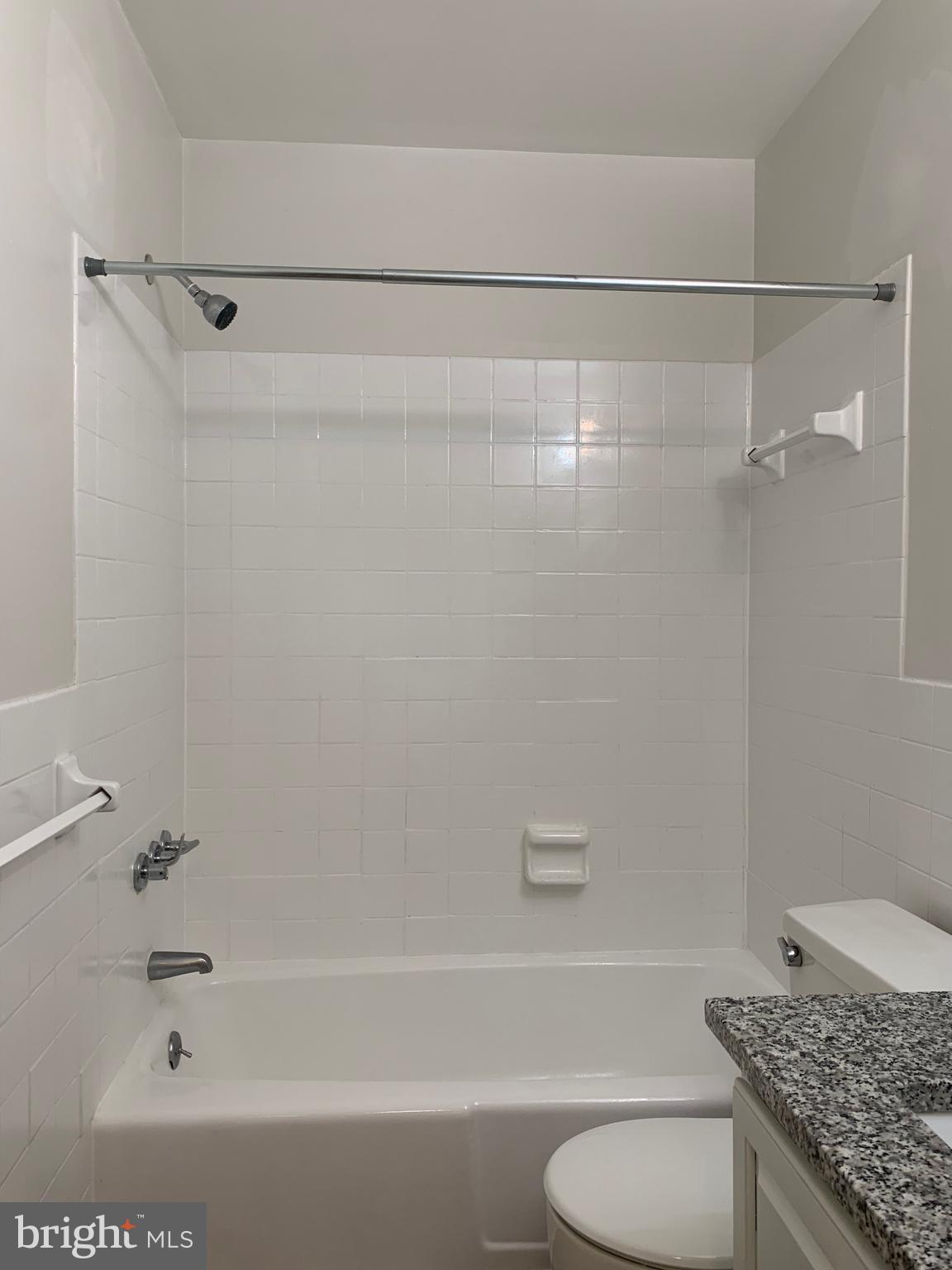 PARKSIDE CONDOMINIUMS - Residential Lease