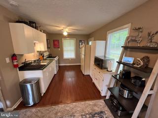 GROUSE HOLLOW ESTATES - Residential Lease