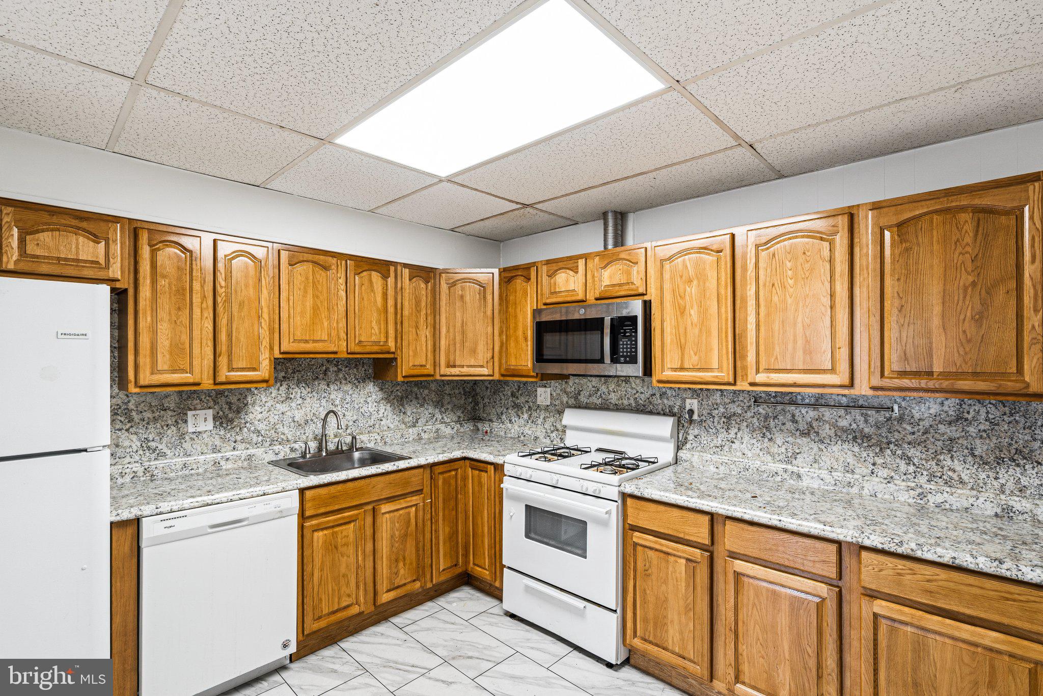 2533 S 13TH STREET