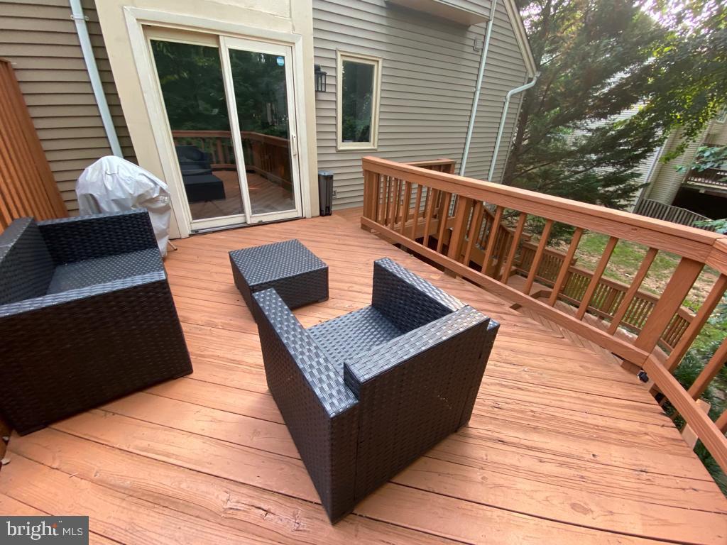 FAIR WOODS - Residential Lease