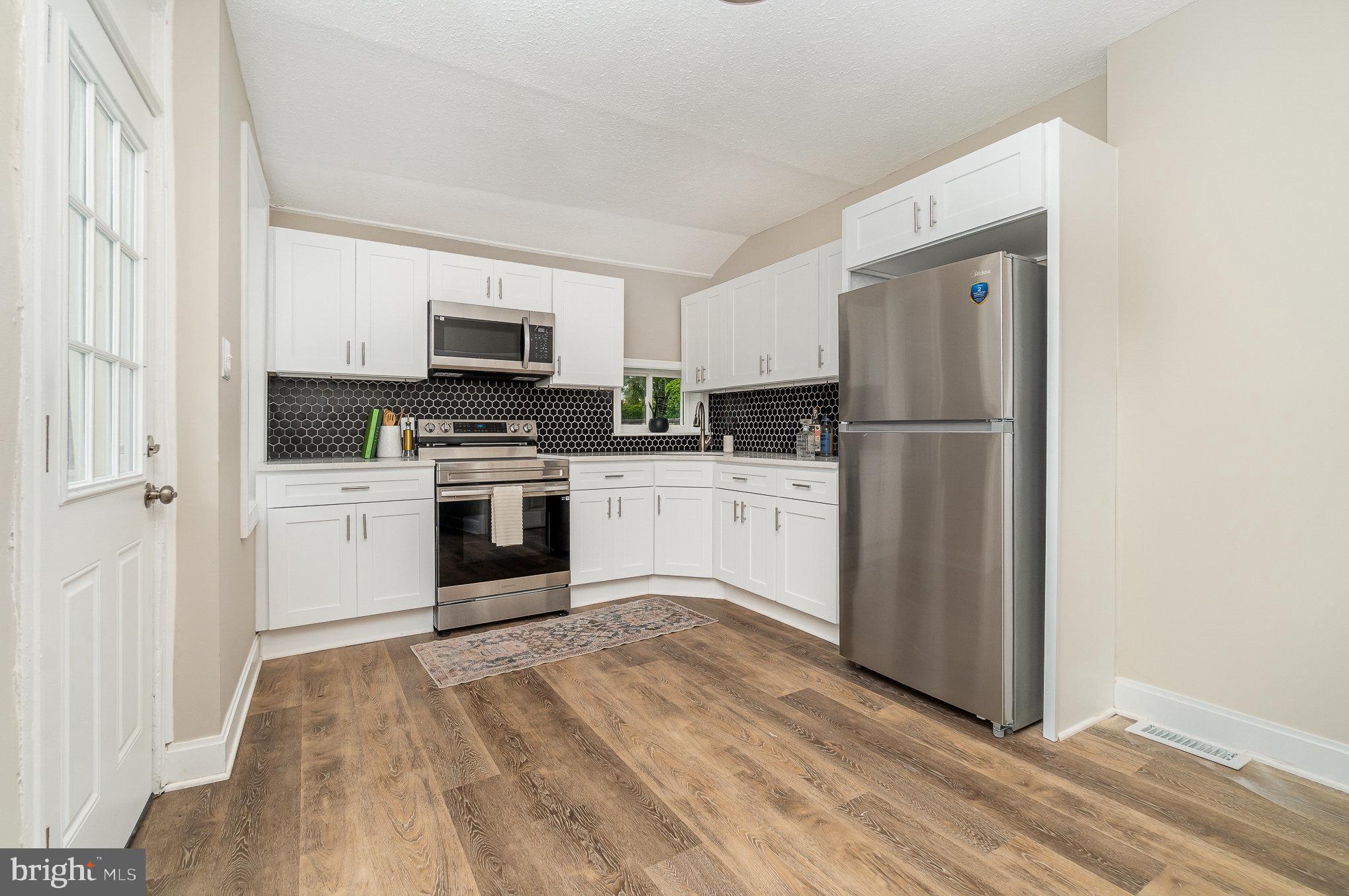 321 W MIFFLIN STREET
