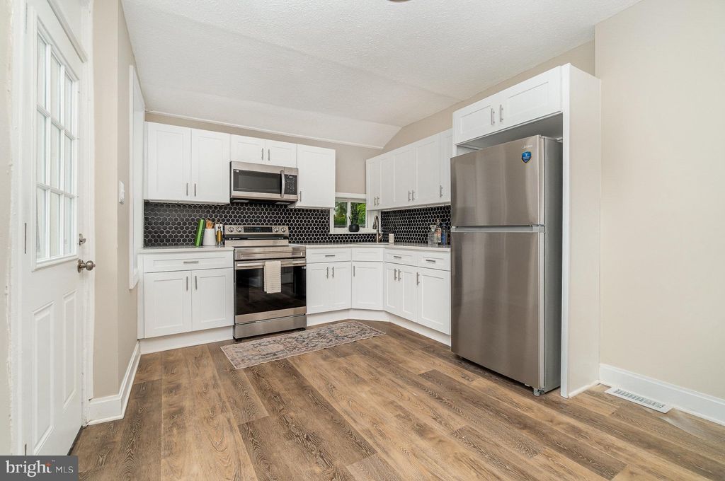 Photo of 321 W Mifflin Street, LANCASTER, PA 17603 (MLS # PALA2069972)