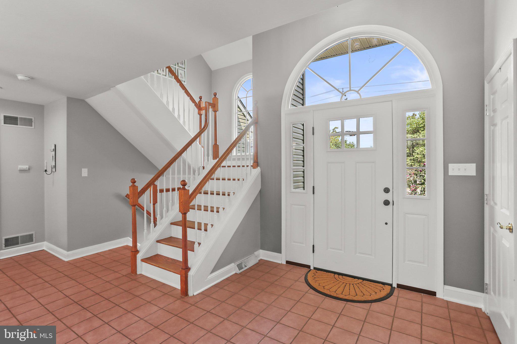 206 FAIRVIEW DRIVE