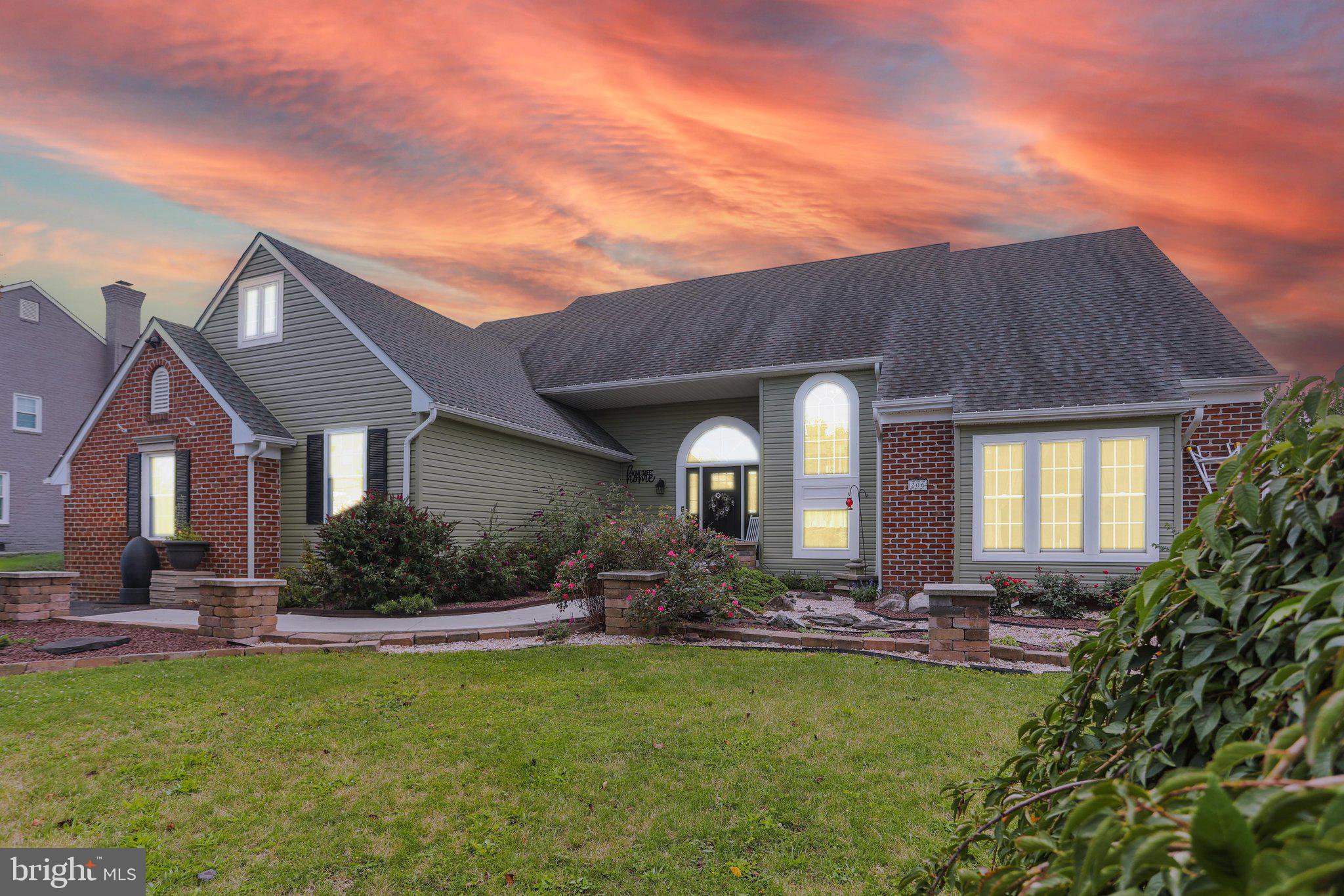 206 FAIRVIEW DRIVE