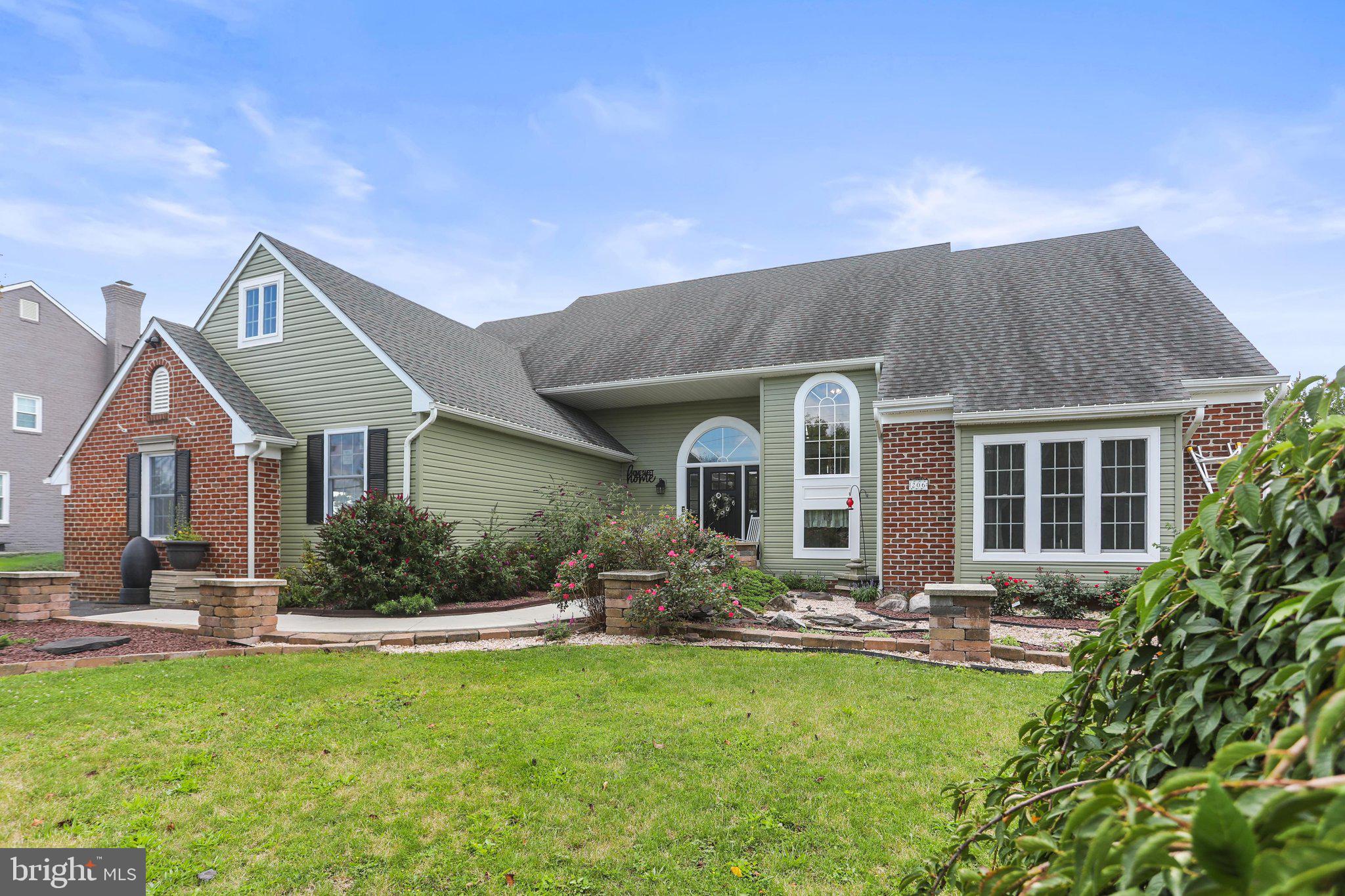 206 FAIRVIEW DRIVE