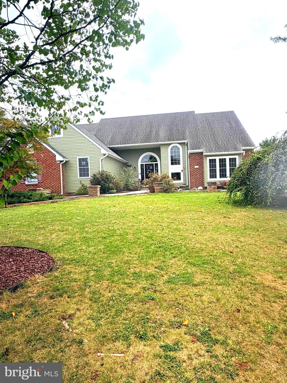 206 FAIRVIEW DRIVE