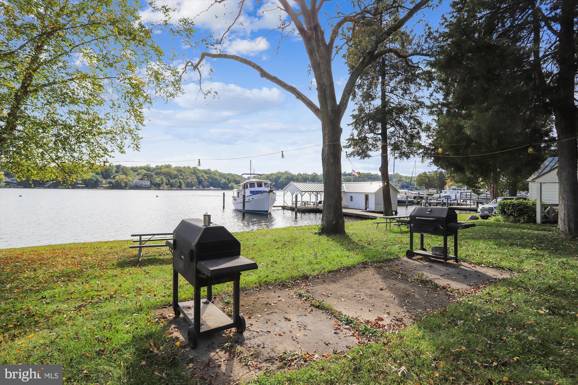 FAIRWINDS ON SEVERN - Residential