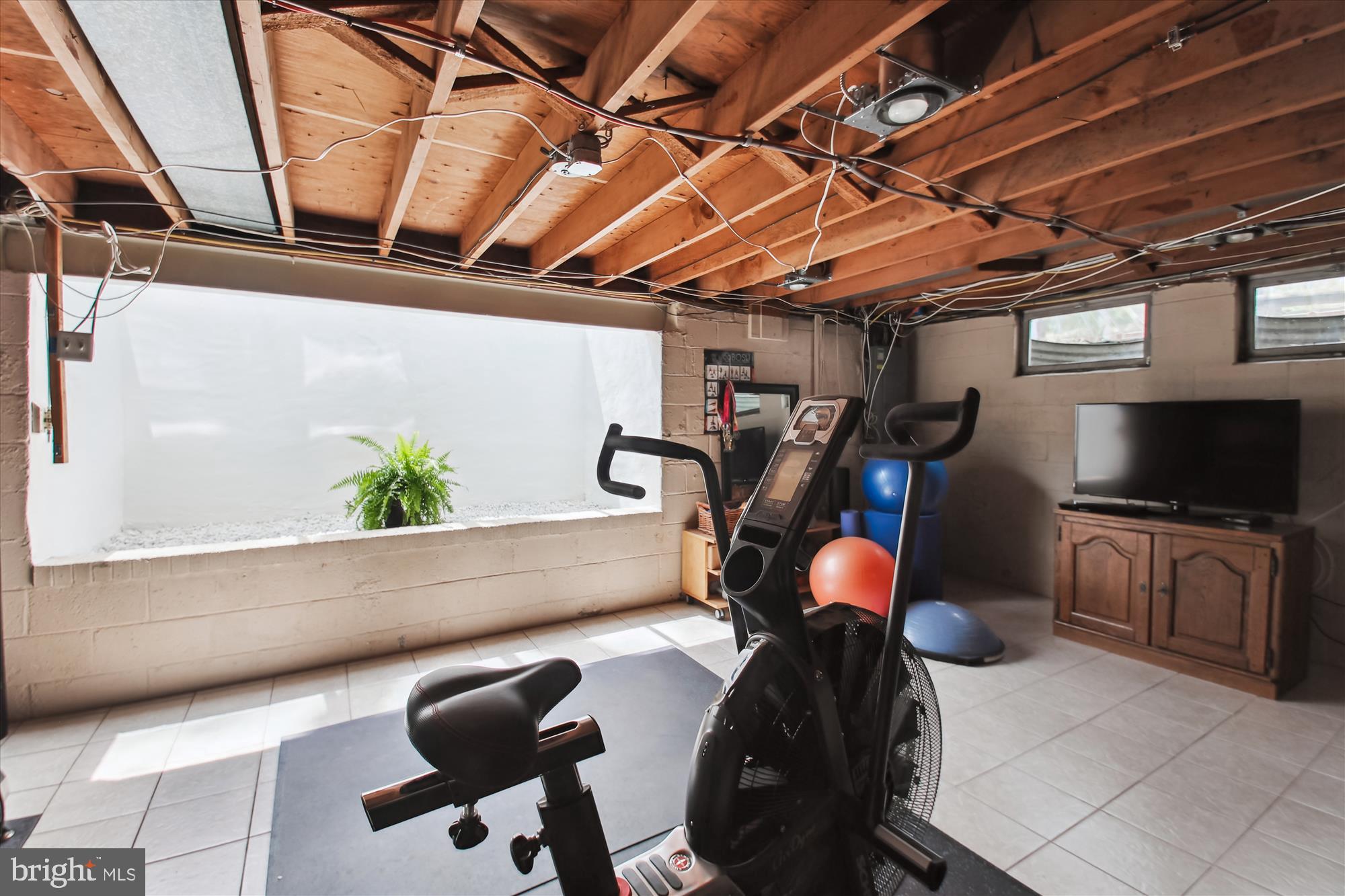 FAIRWINDS ON SEVERN - Residential