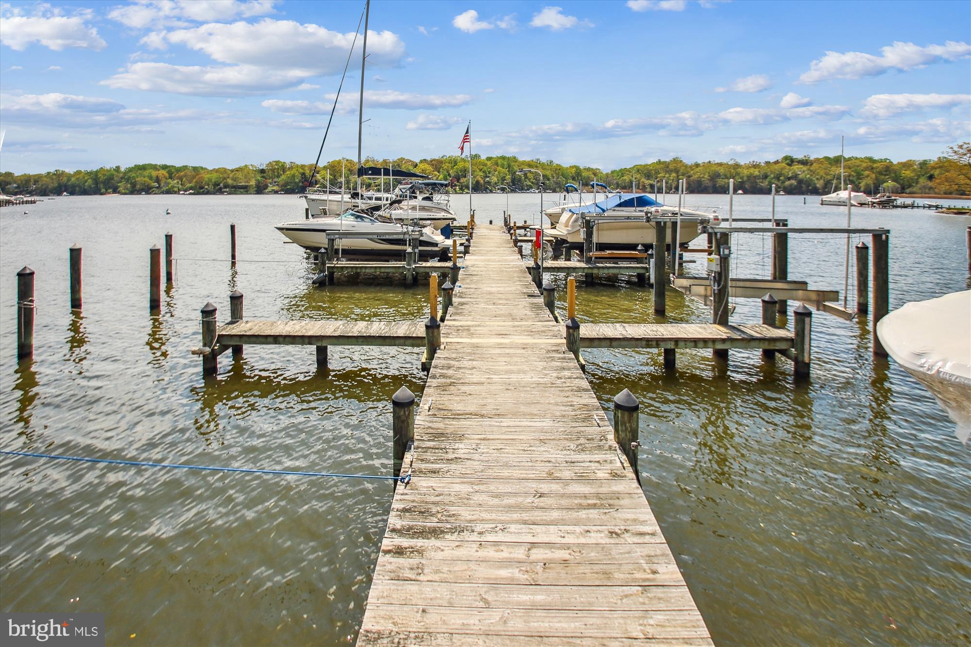 FAIRWINDS ON SEVERN - Residential