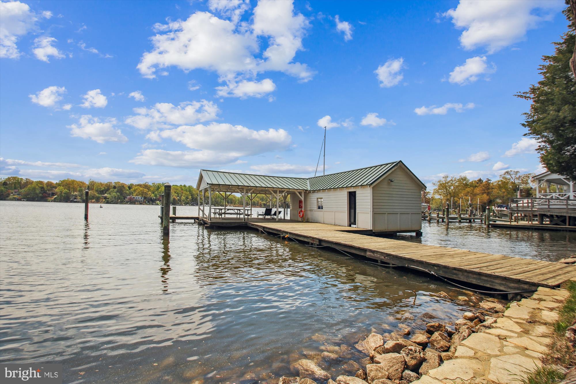 FAIRWINDS ON SEVERN - Residential