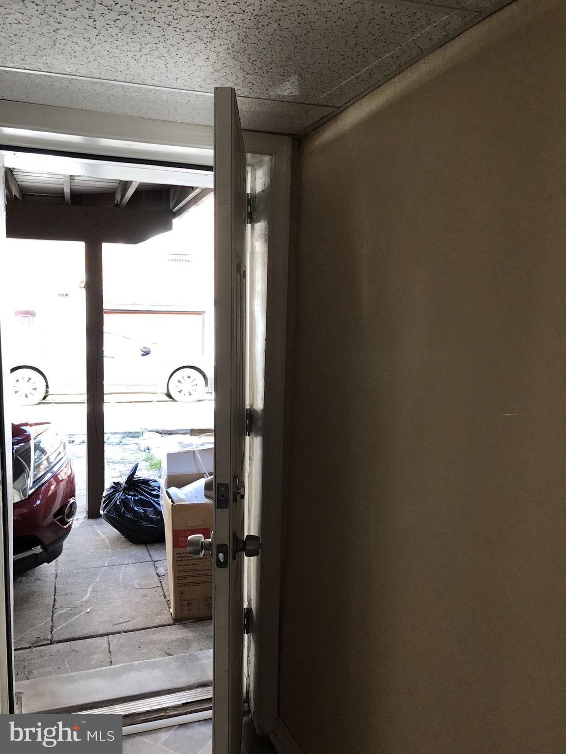 OXFORD CIRCLE - Residential