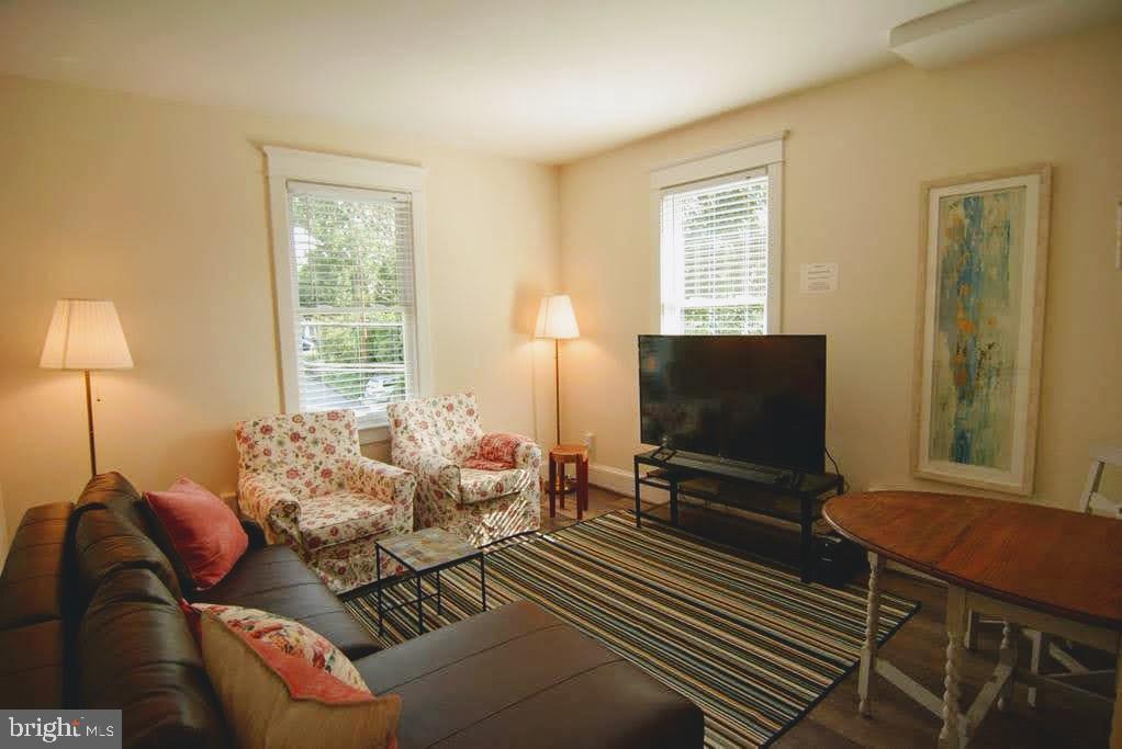 CHERRYDALE - Residential Income