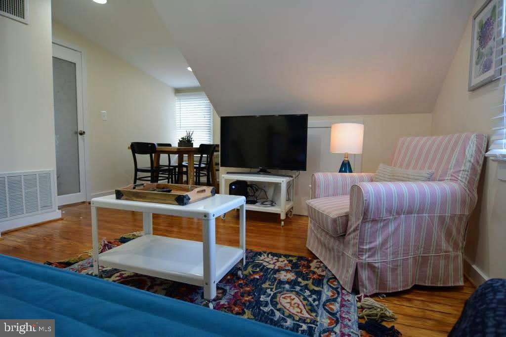 CHERRYDALE - Residential Income