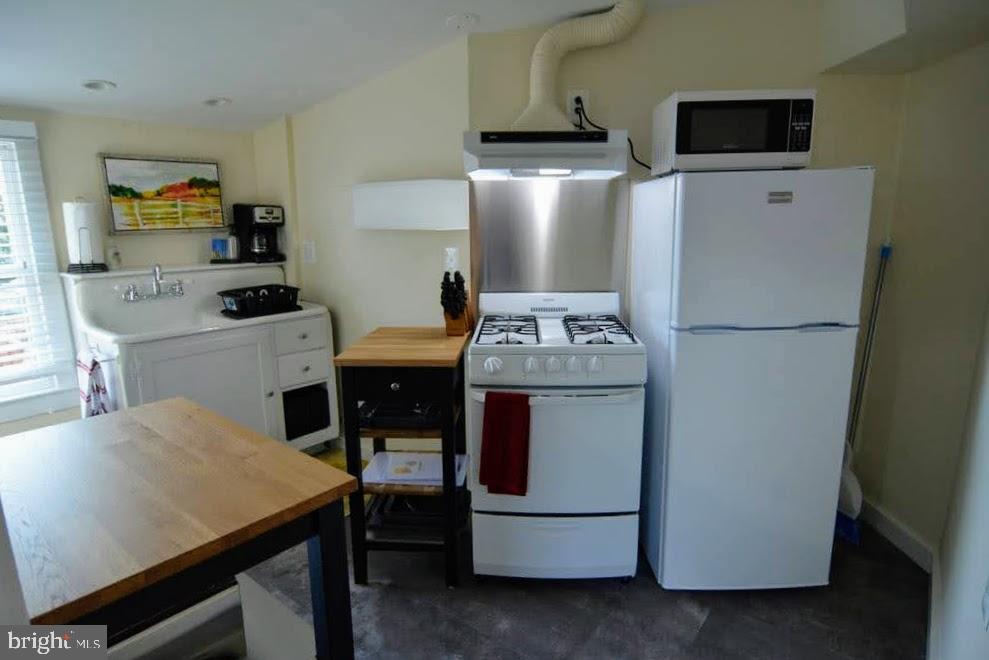 CHERRYDALE - Residential Income