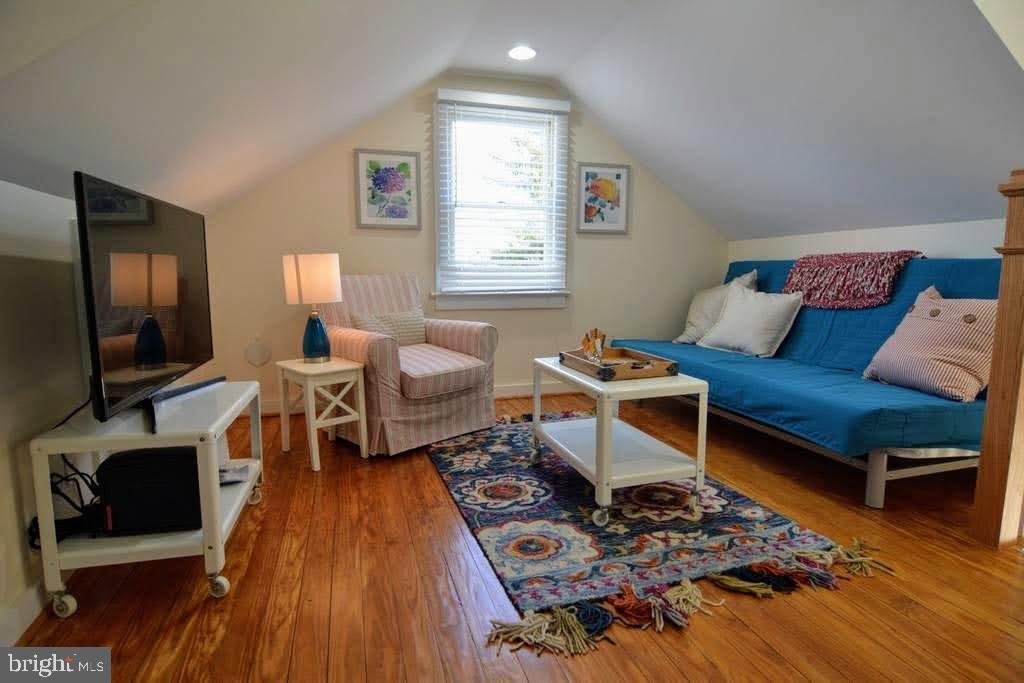 CHERRYDALE - Residential Income