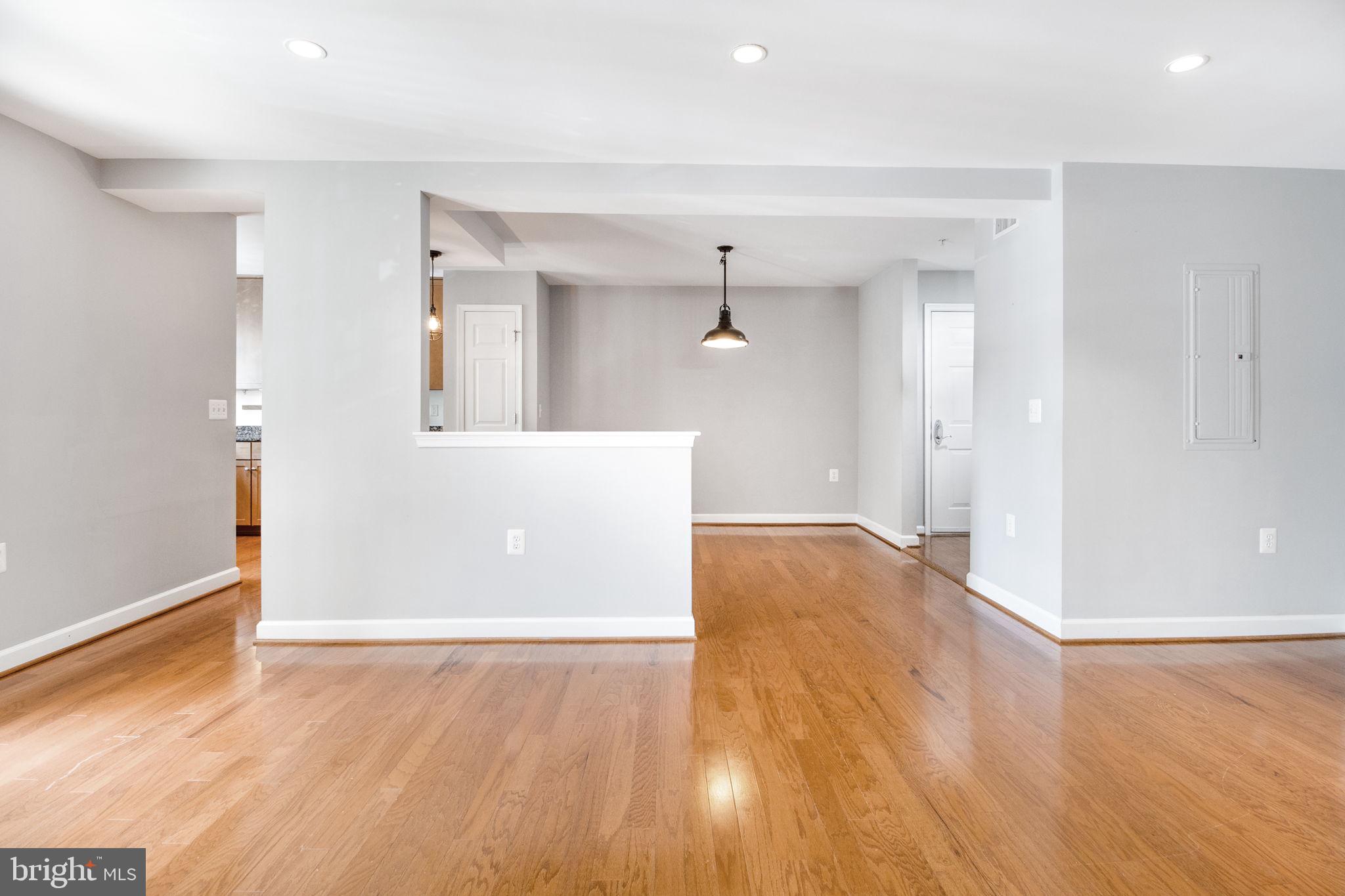 WEST VILLAGE OF SHIRLINGTON - Residential