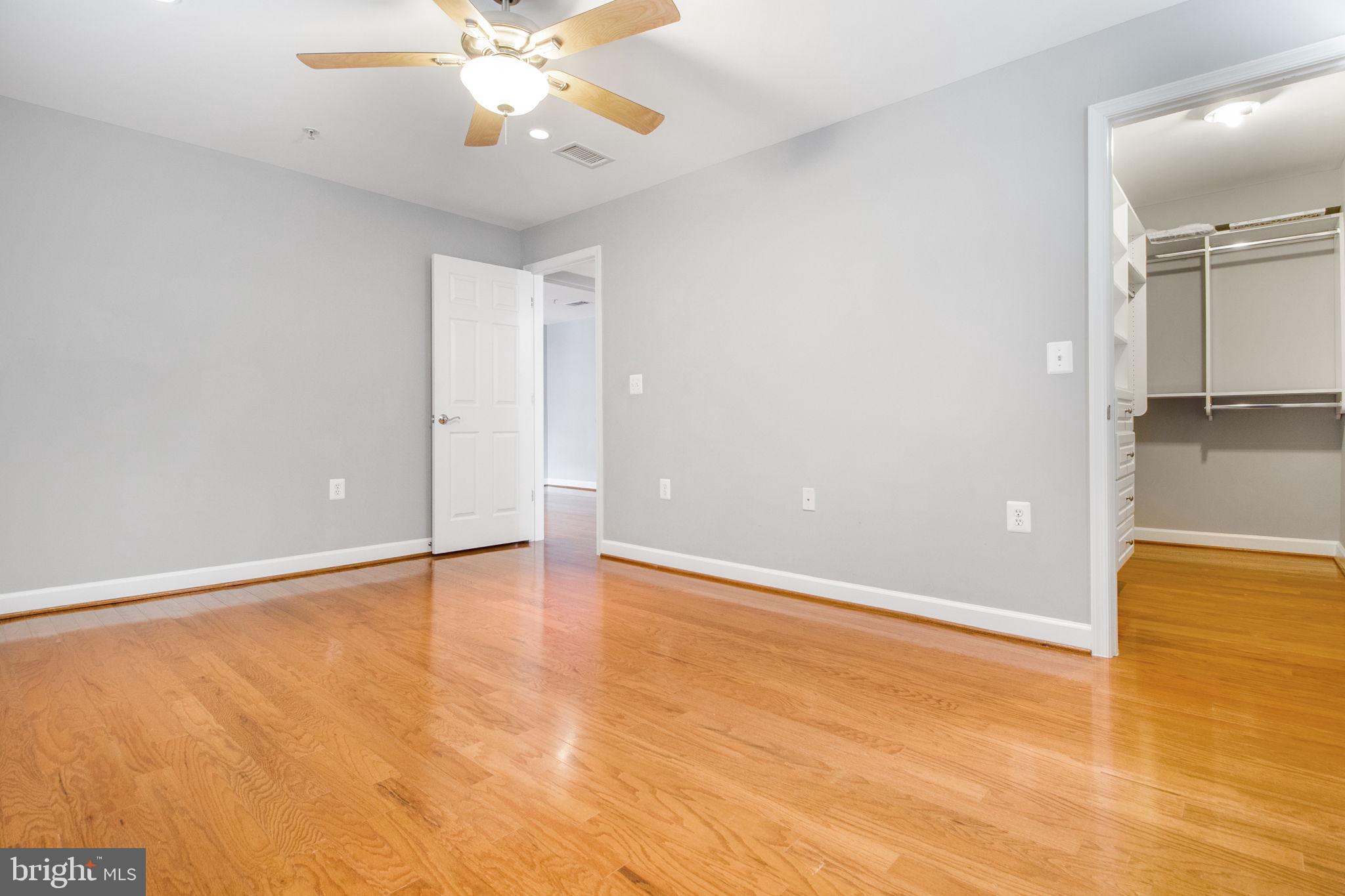 WEST VILLAGE OF SHIRLINGTON - Residential