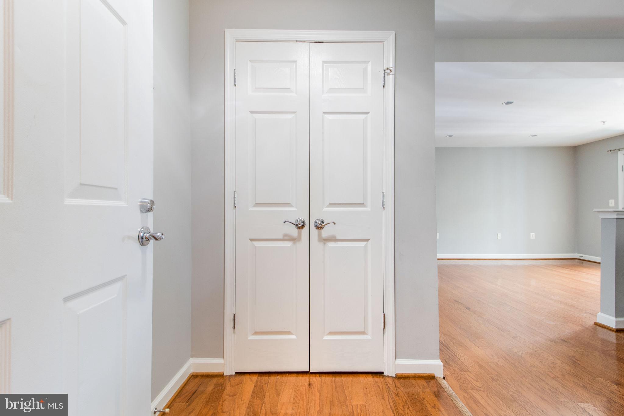 WEST VILLAGE OF SHIRLINGTON - Residential