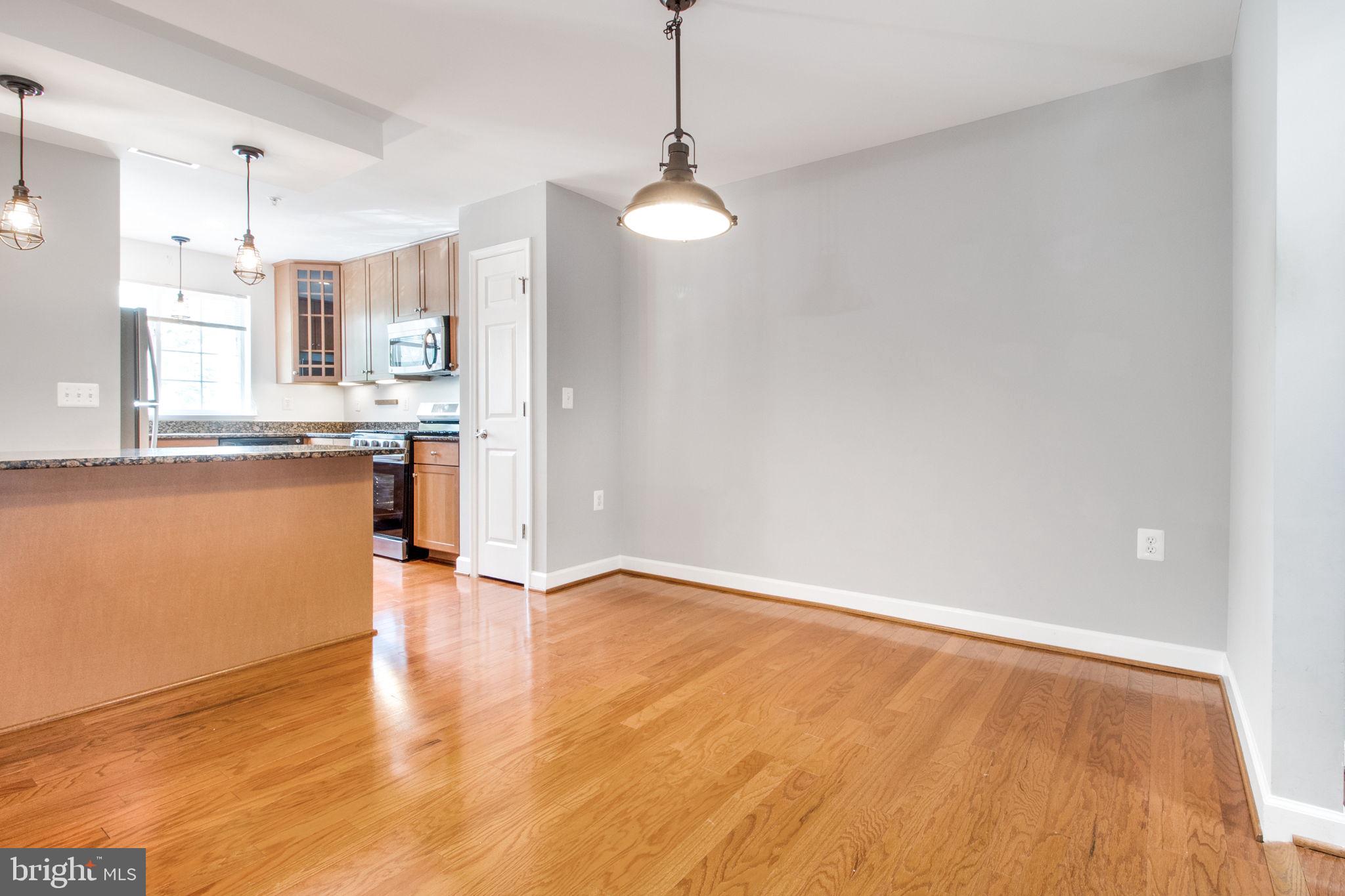 WEST VILLAGE OF SHIRLINGTON - Residential