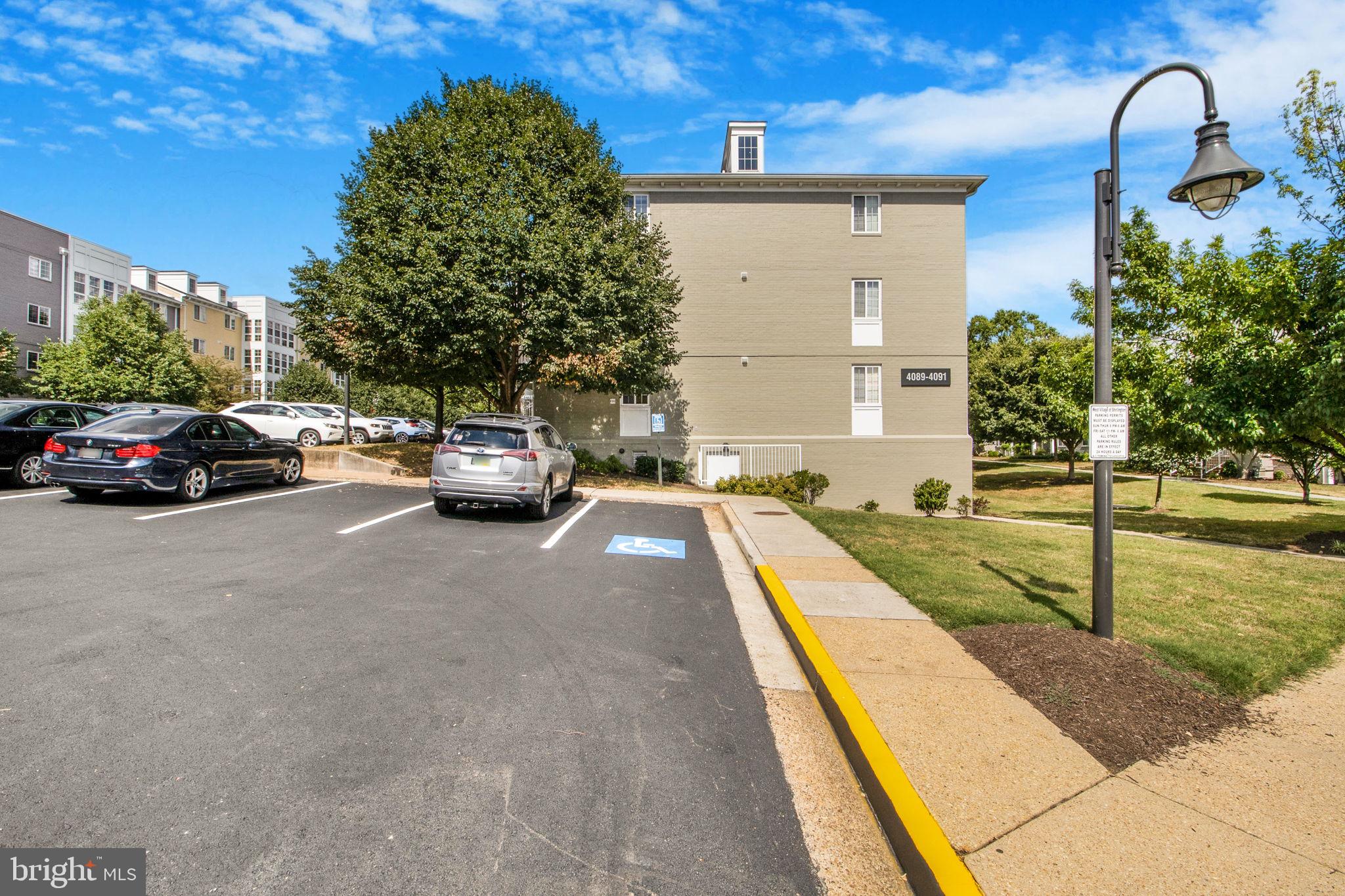 WEST VILLAGE OF SHIRLINGTON - Residential