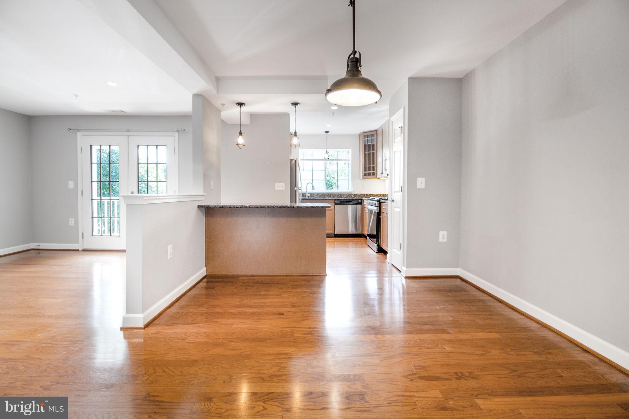 WEST VILLAGE OF SHIRLINGTON - Residential